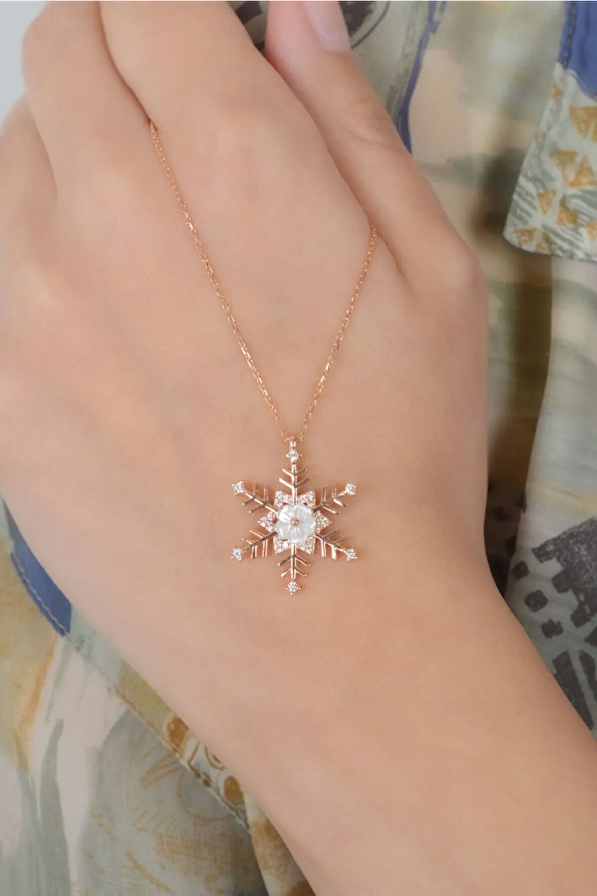925 Ayar Büyük Kar Tanesi Kolye Kadın Gümüş Kolye