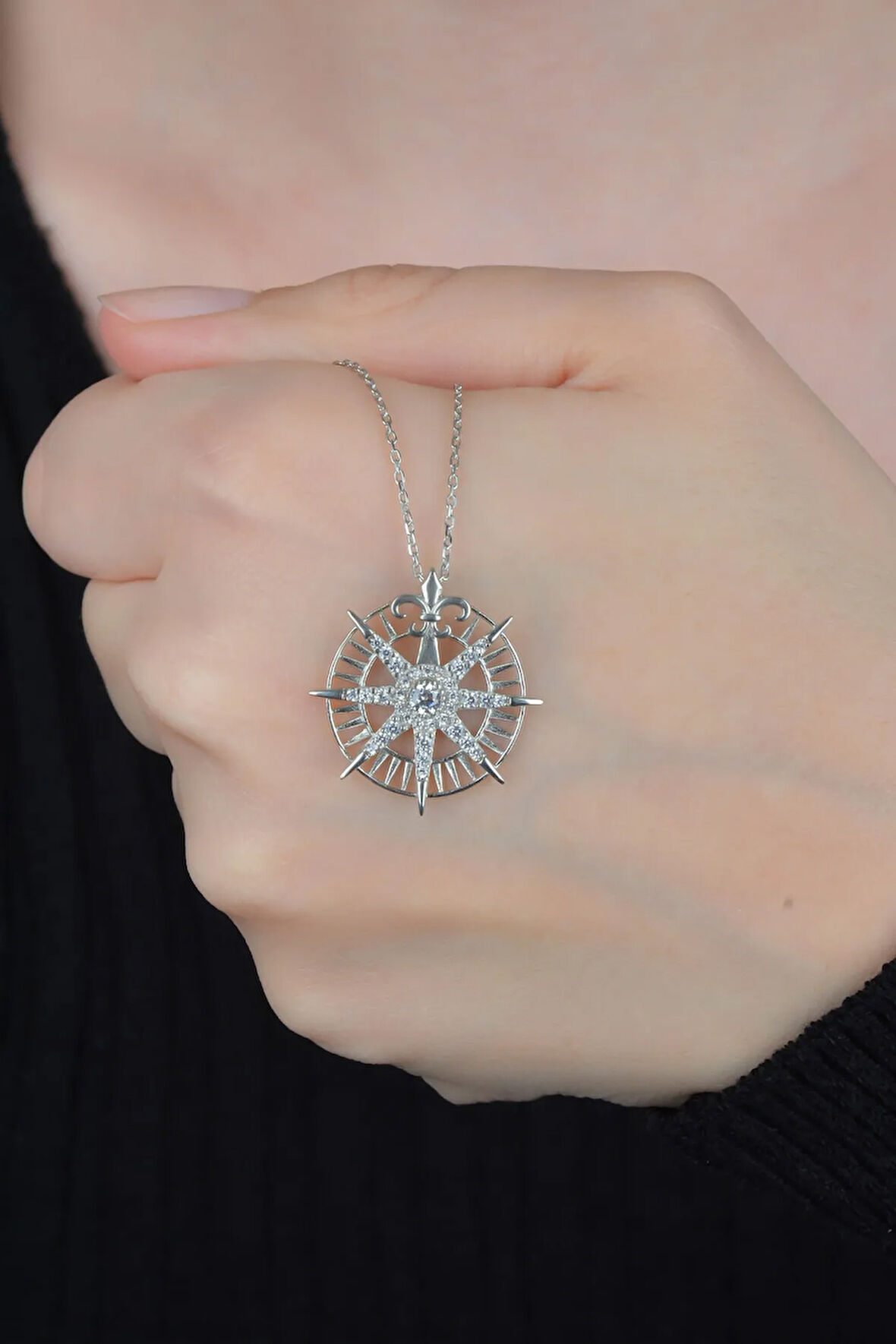 925 Ayar Pusula Kadın Gümüş Kolye