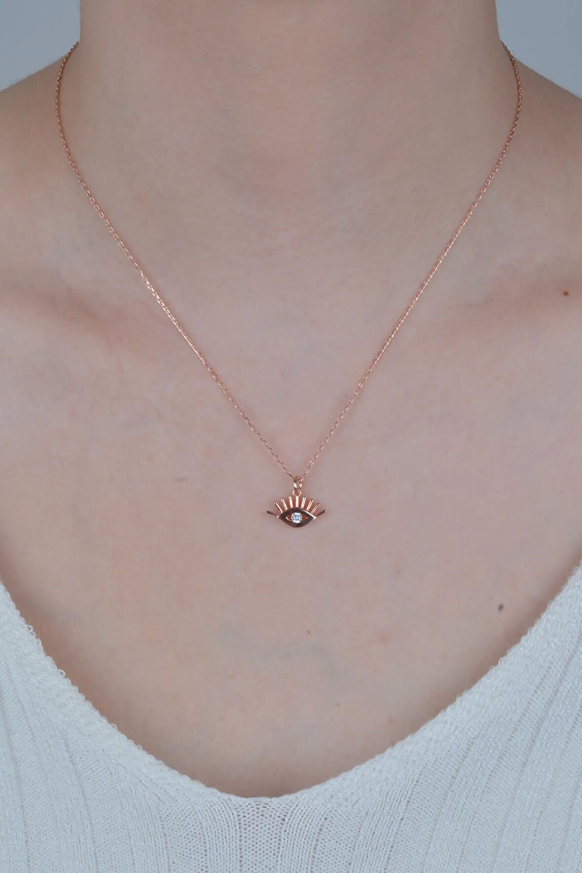 925 Ayar Göz Kadın Minimal Gümüş Kolye