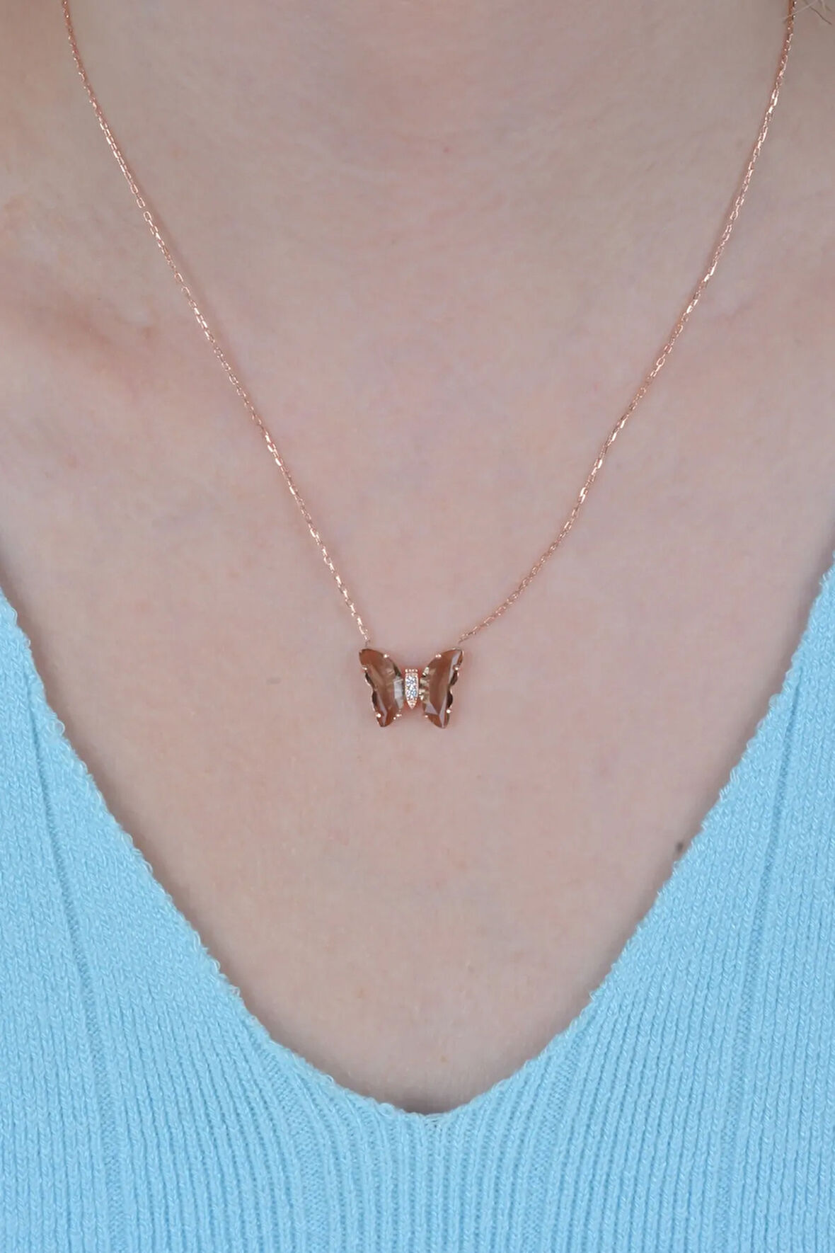 925 Ayar Gümüş Zultanit Taşlı Kelebek Kolye