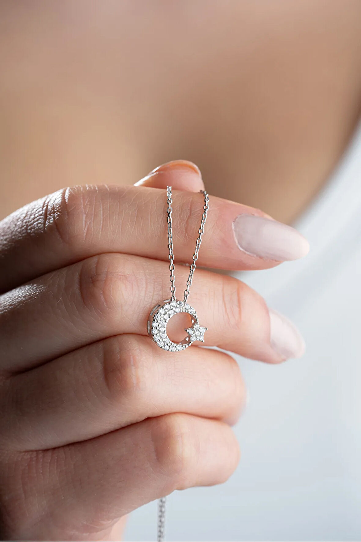 925 Ayar Gümüş Rodyumlu Ay Yıldız Kolye