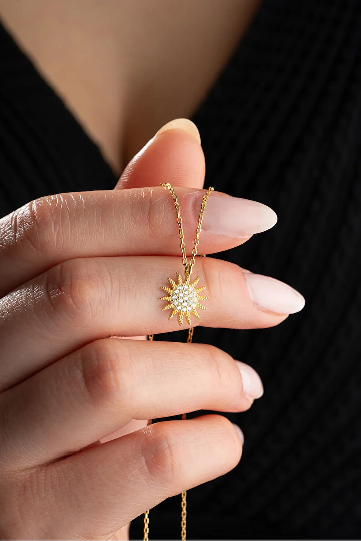 925 Ayar Gümüş Gold Kaplama Güneş Model Kolye