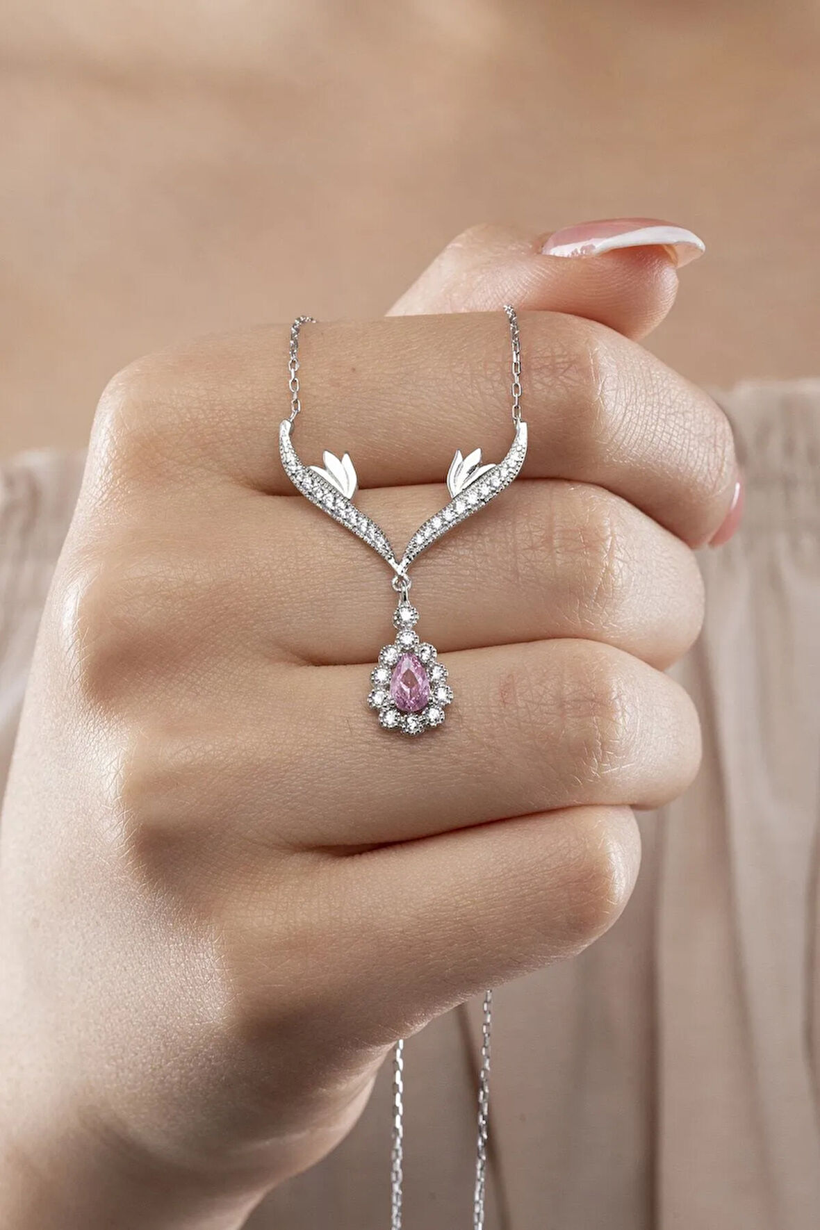 925 Ayar Gümüş Pembe Damla Taşlı Tasarım Kolye