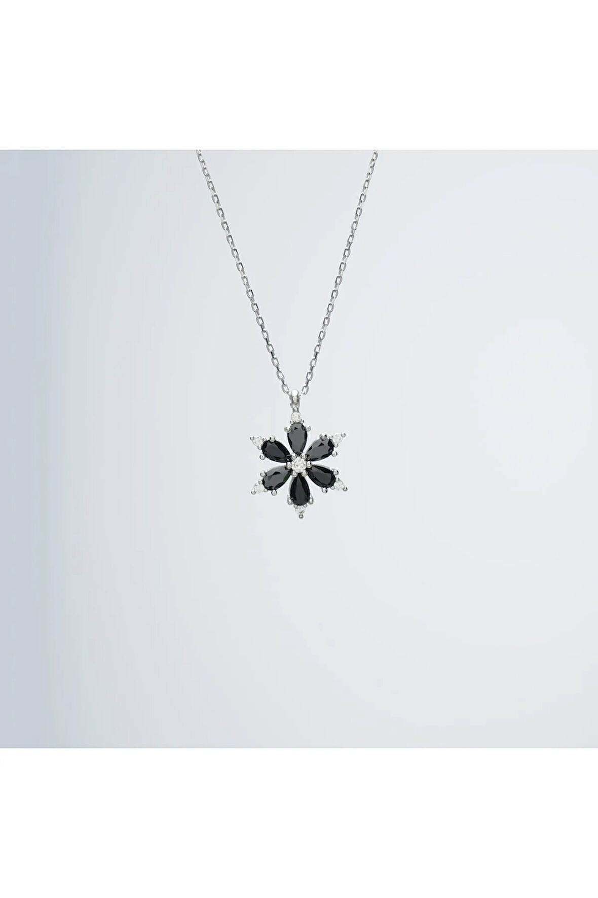 925 Ayar Siyah Çiçek Kolye Kadın Gümüş Kolye