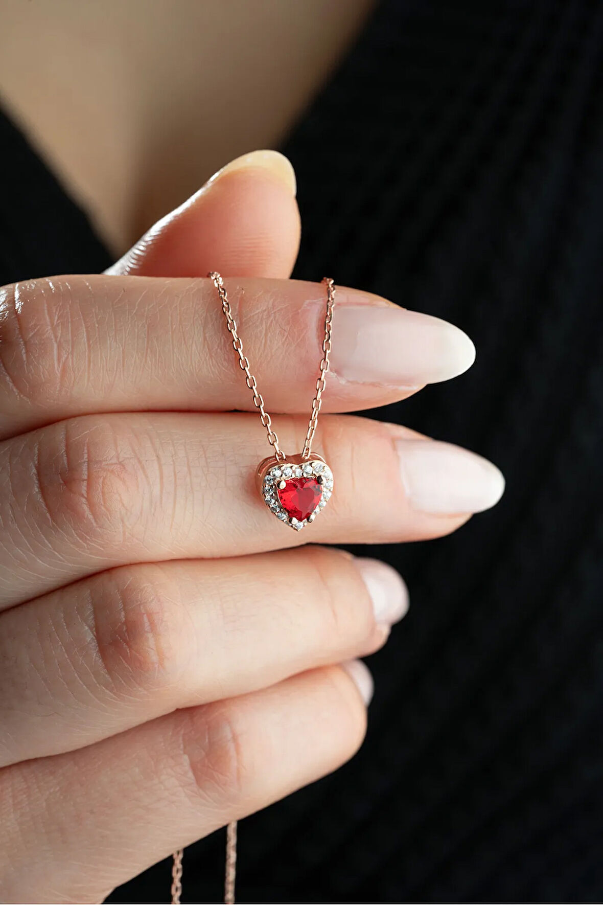 925 Ayar Gümüş Rose Kaplama Kırmızı Kalp Kolye