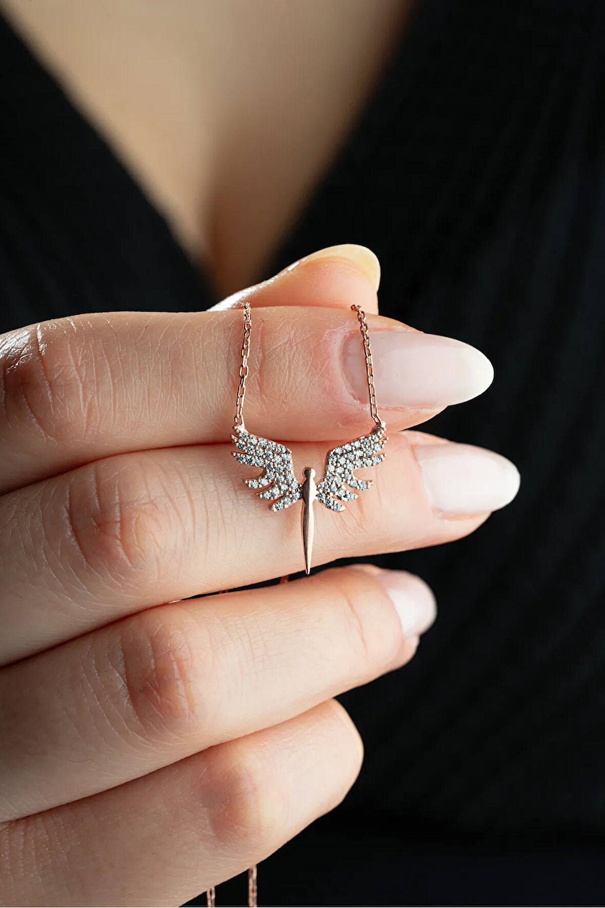 925 Ayar Gümüş Rose Kaplama Minimal Mikail Meleği Kolye