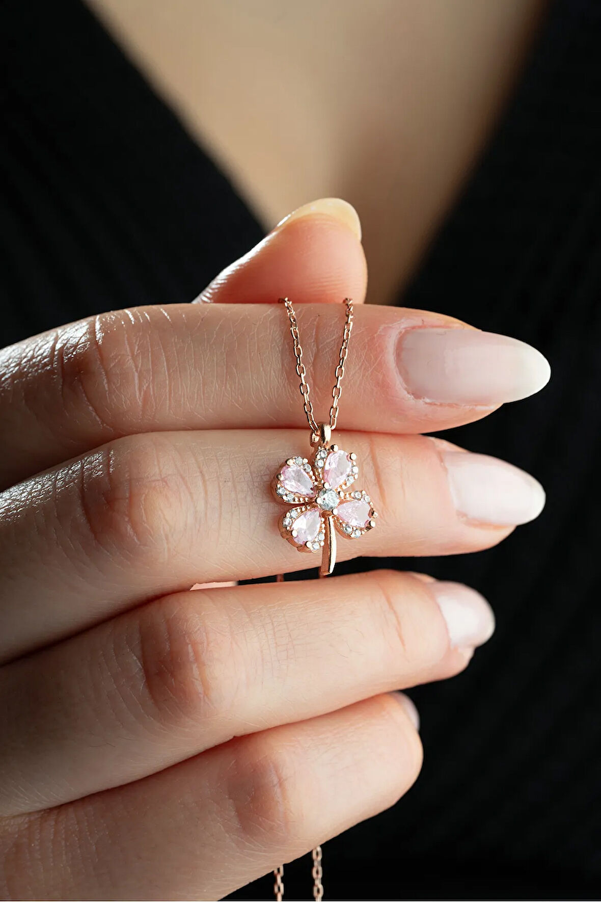 925 Ayar Gümüş Pembe Taşlı Dört Yapraklı Şans Yonca Kolye