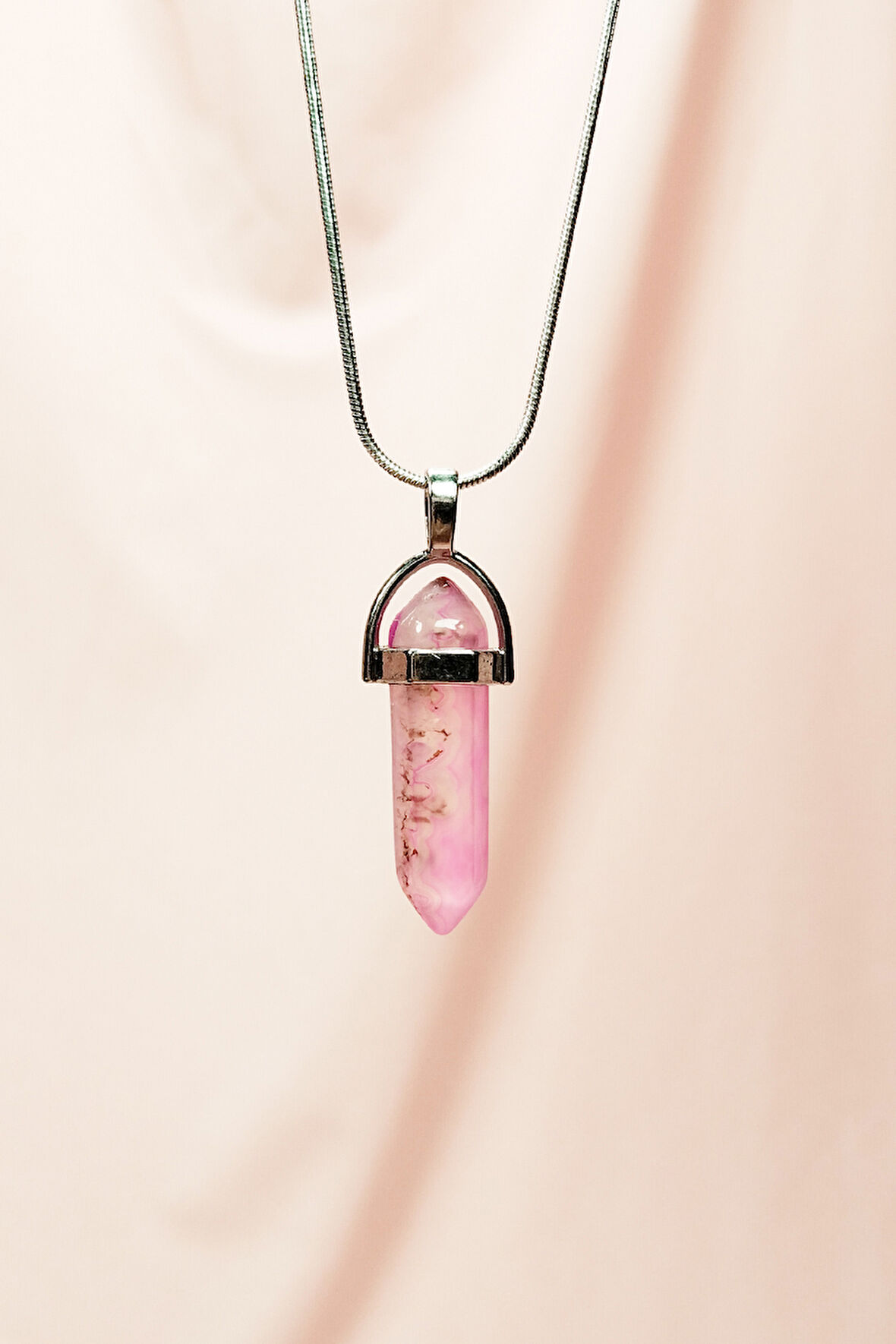 Pembe Kuvars Taşı Zincirli   Tasarımlı Kolye Uç: 3,5 cm Zincir: 20 cm Kutulu