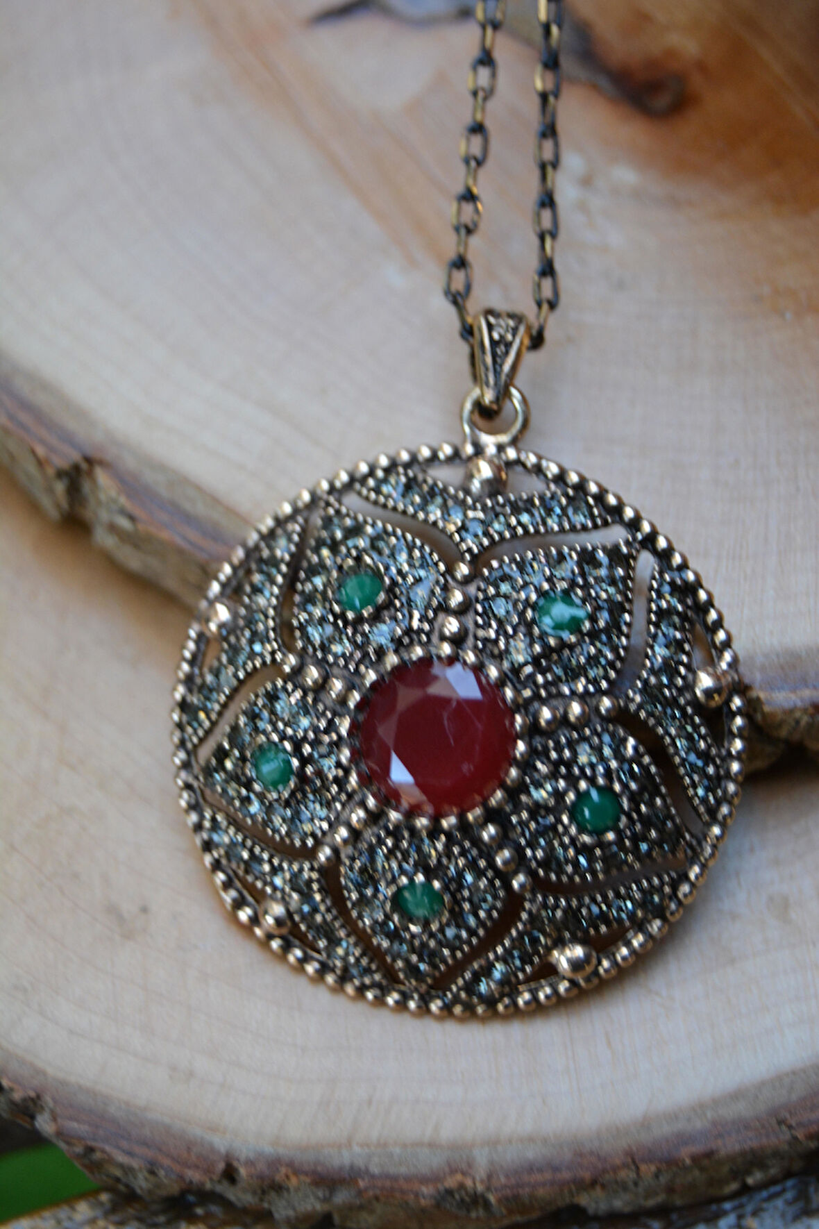 STONEAGE JEWELLERY Kök Zümrüt Kök Yakut Taşlı Otantik Kolye