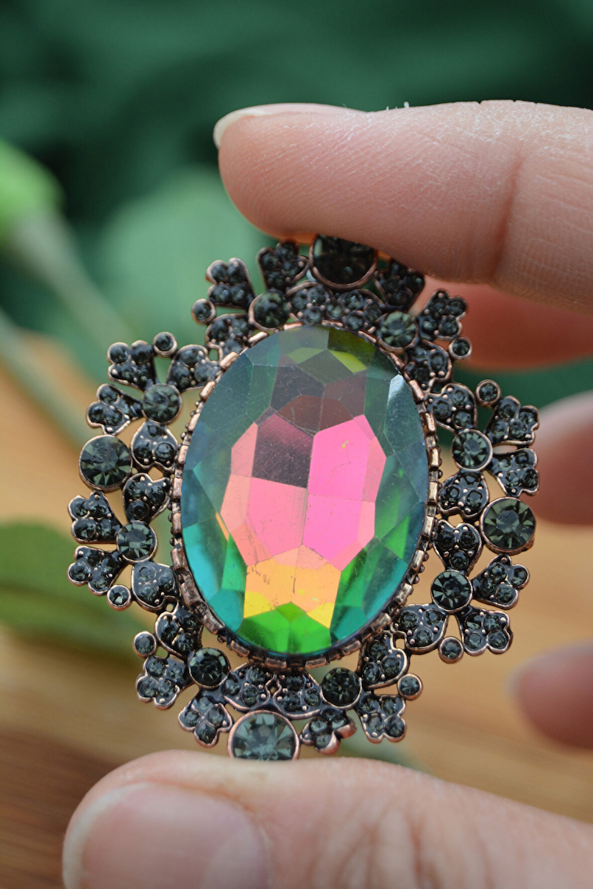 STONEAGE Broş Zirkon Taşlı Yaka İğnesi