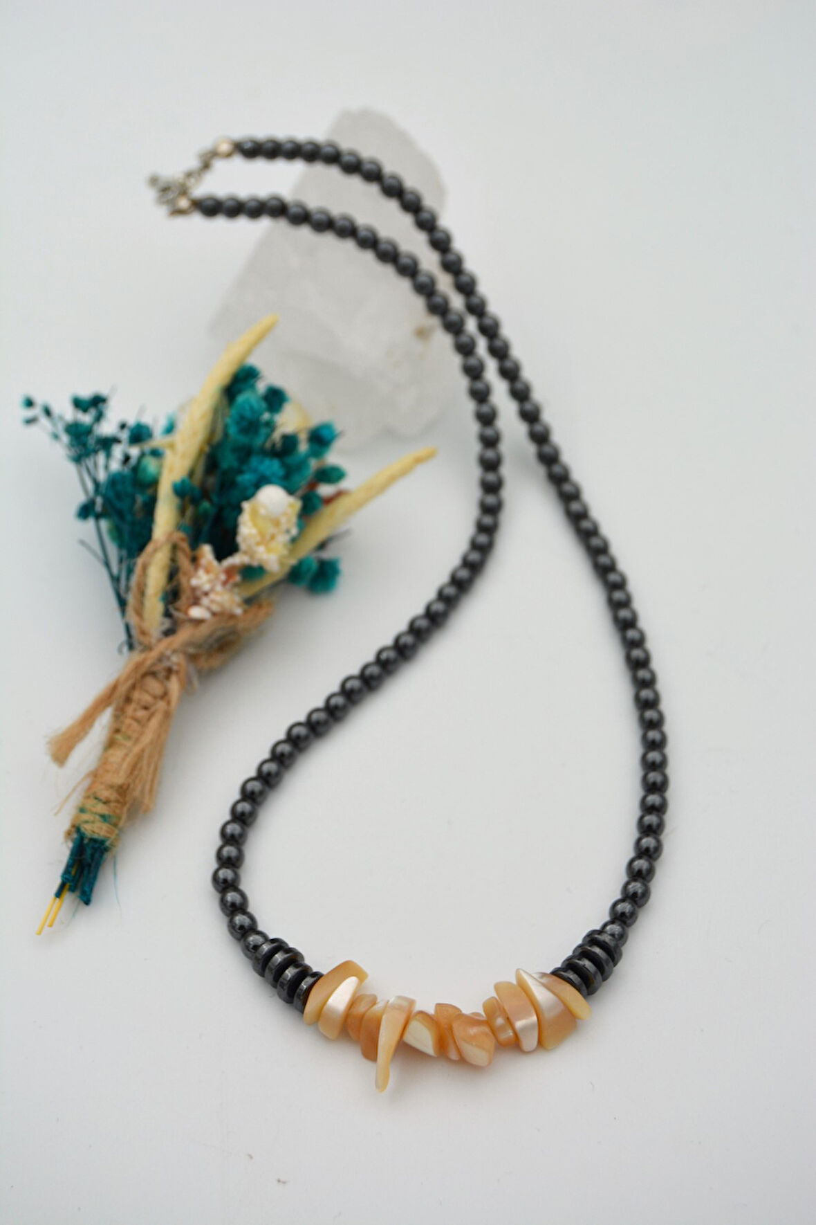 STONEAGE Gerçek Sedef Hematit ve T Kilit Taşı Şifa Kolyesi