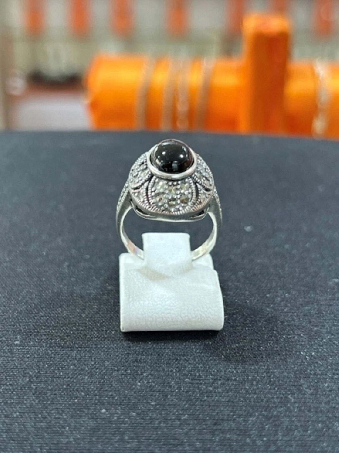 Kubbeli Oval Taşlı Gümüş Kadın Yüzük