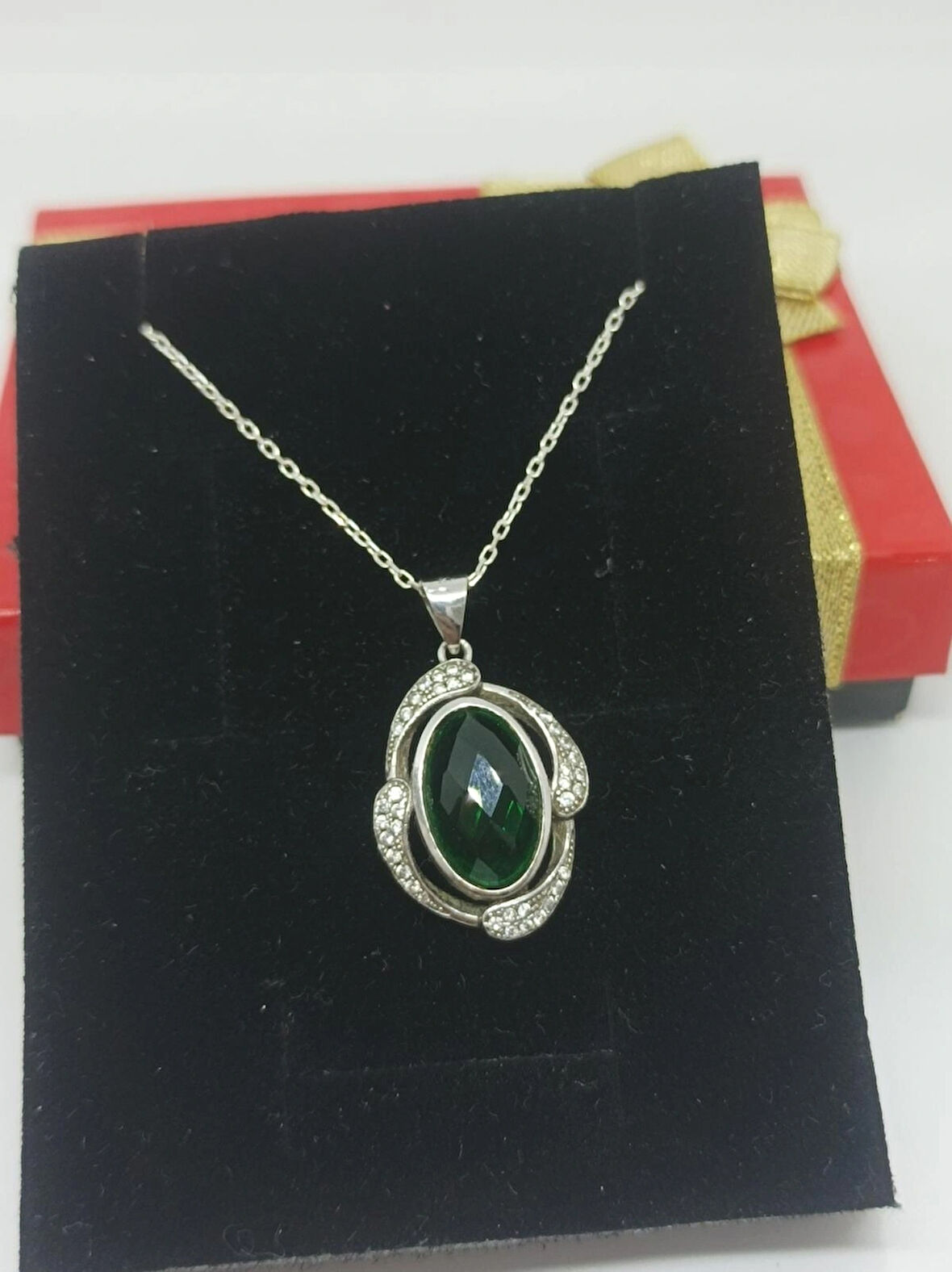 Oval Mekik Modeli Minyatür Taşlı Gümüş Kadın Kolye