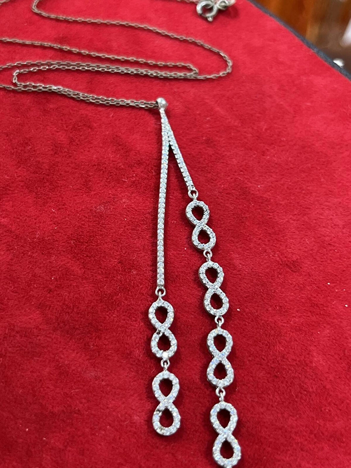 Sonsuzluk Figürlü Gümüş Kadın Kolye