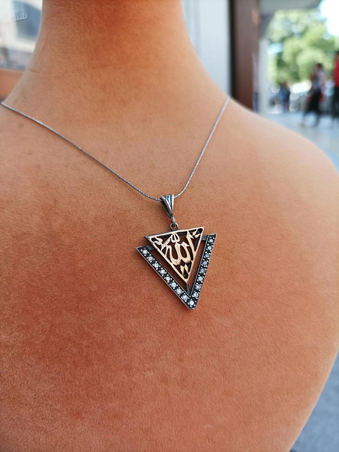 Allah Lavsı Üçgen Modeli Otantik Gümüş Kolye