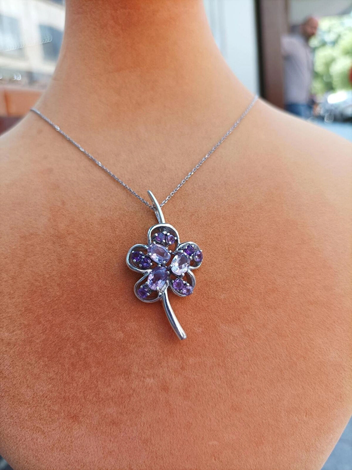 Aşkın Papatya Modeli Gümüş Kadın Kolye