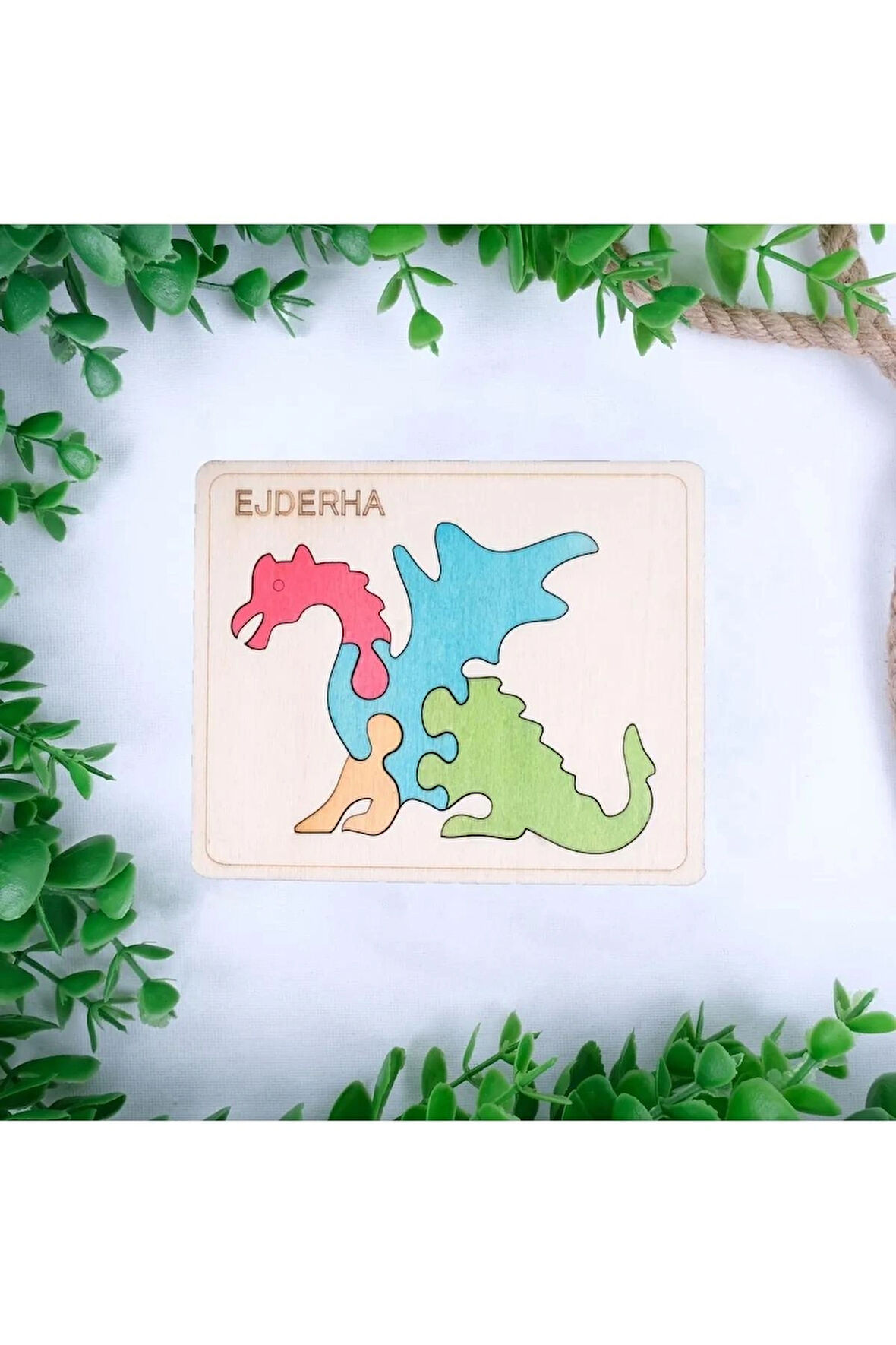 Ahşap Ejderha Figürlü Puzzle