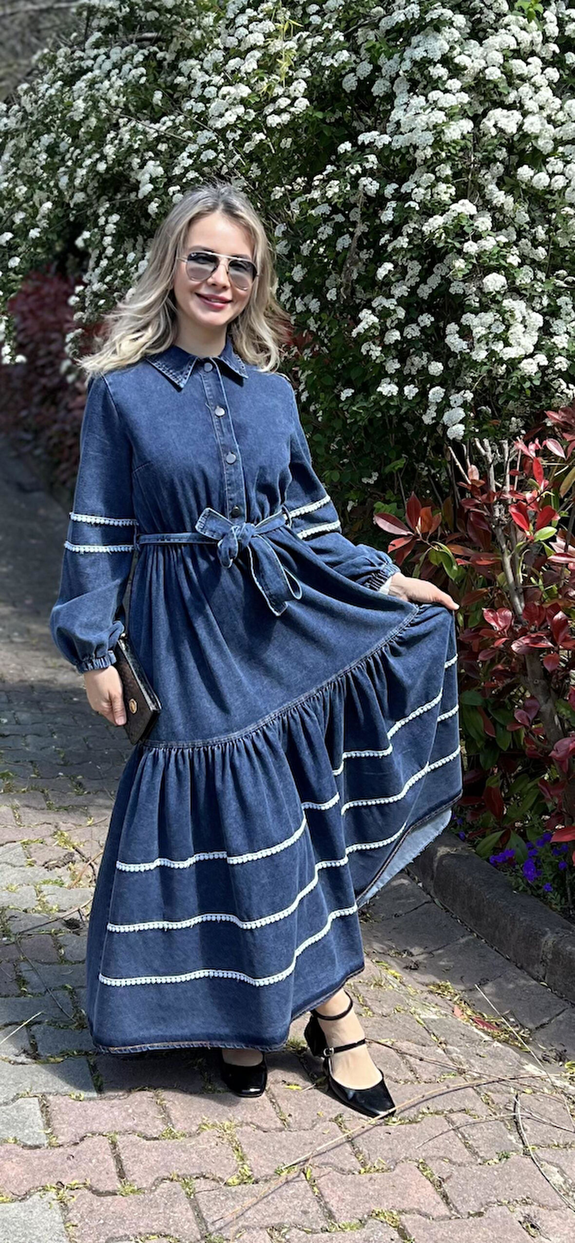 Premium Kalite Dantel Detaylı Kot Elbise Tesettür Uyumlu Denim Elbise