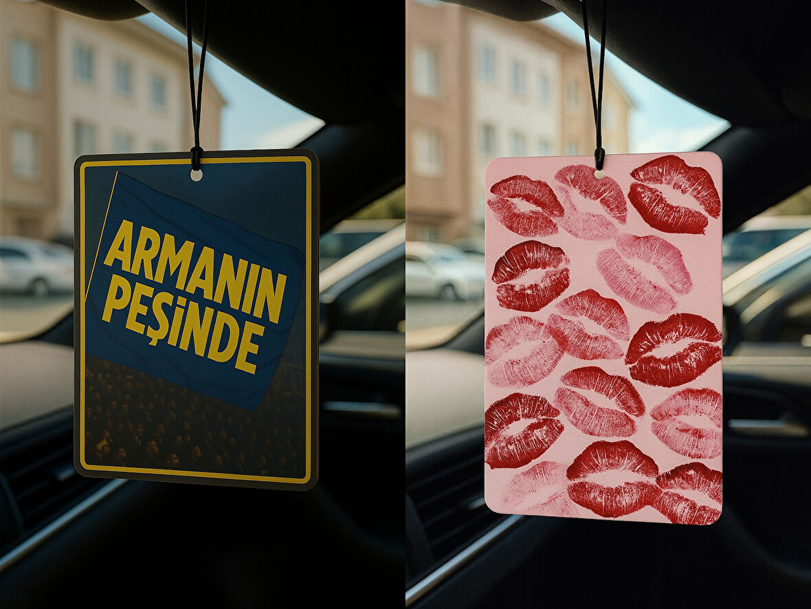 Sarı Lacivert Armanın Peşinde ve Öpücük - İkili Oto Kokusu - Dekoratif Araç Kokusu ve Aksesuarı