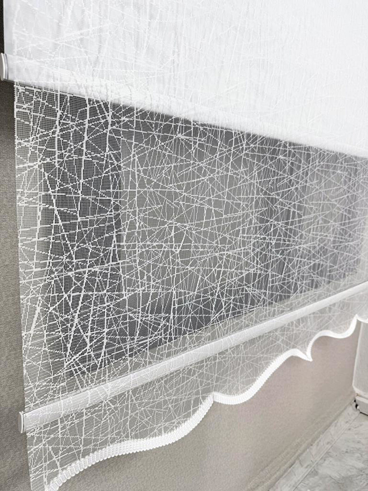 BBB Blackout Işık Geçirmez Çift Mekanizmalı Tül Stor Perde Beyaz TS1084BL