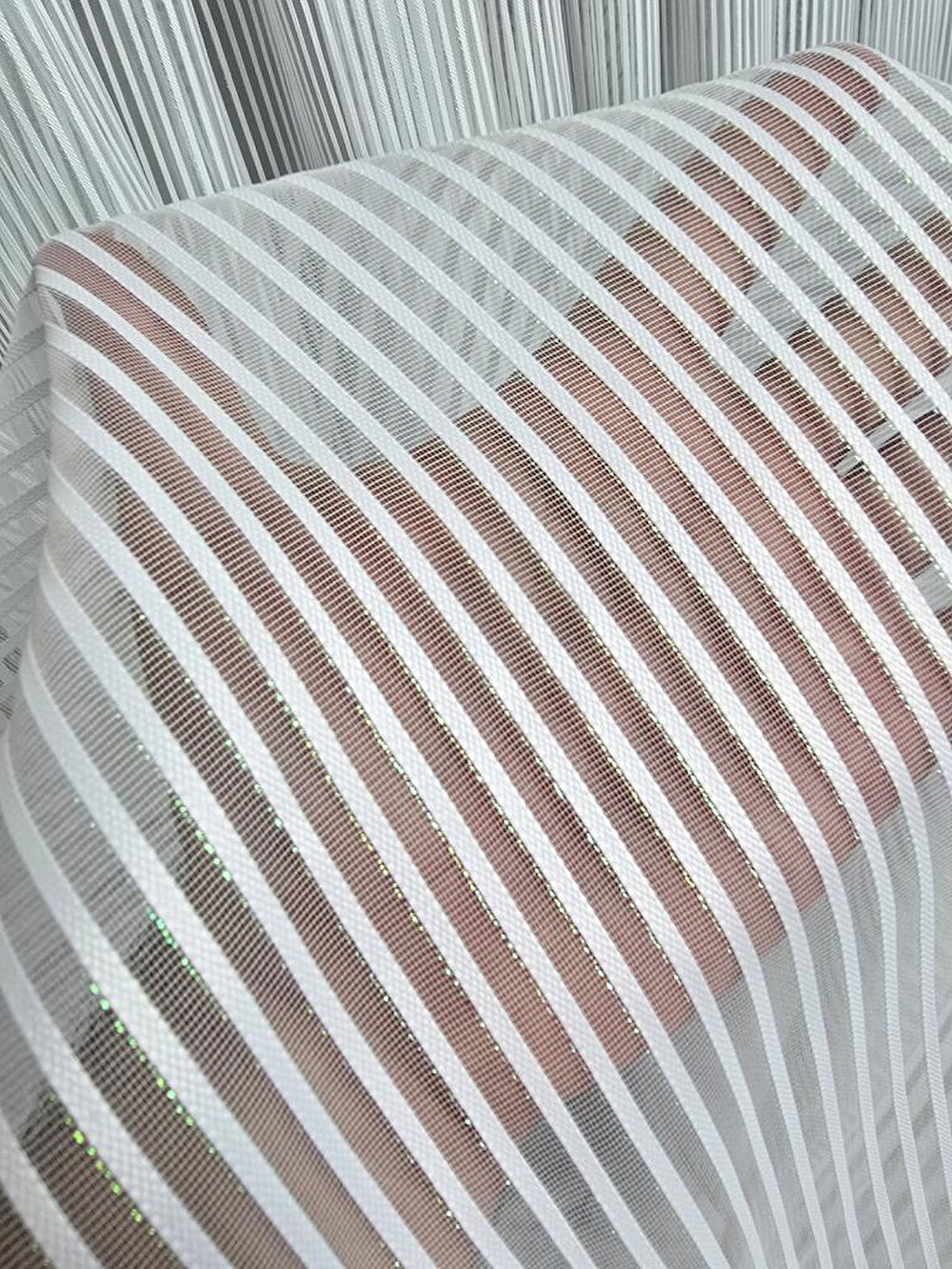 Kalın Çizgili Sedef Simli Tül Perde Ekru 1 e 2,5 Pileli ET4010SEDEF