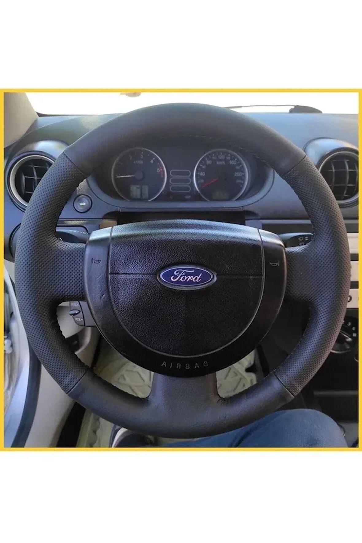 Ford Fiesta 2004-2009 Araca Özel Direksiyon Kılıfı