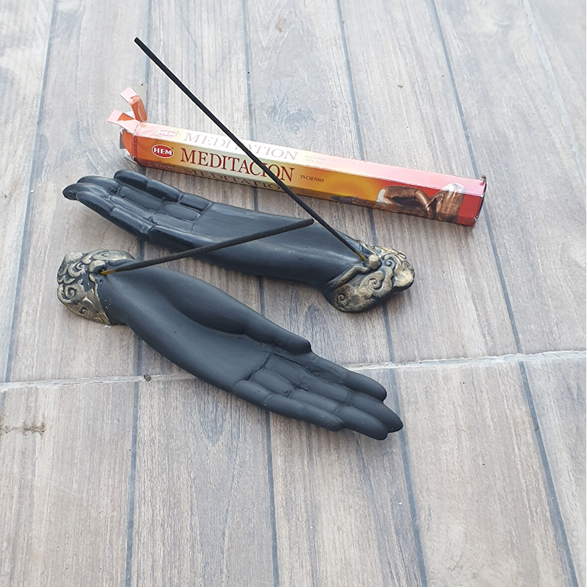 Mistik El Şeklinde Çubuk Tütsülük
