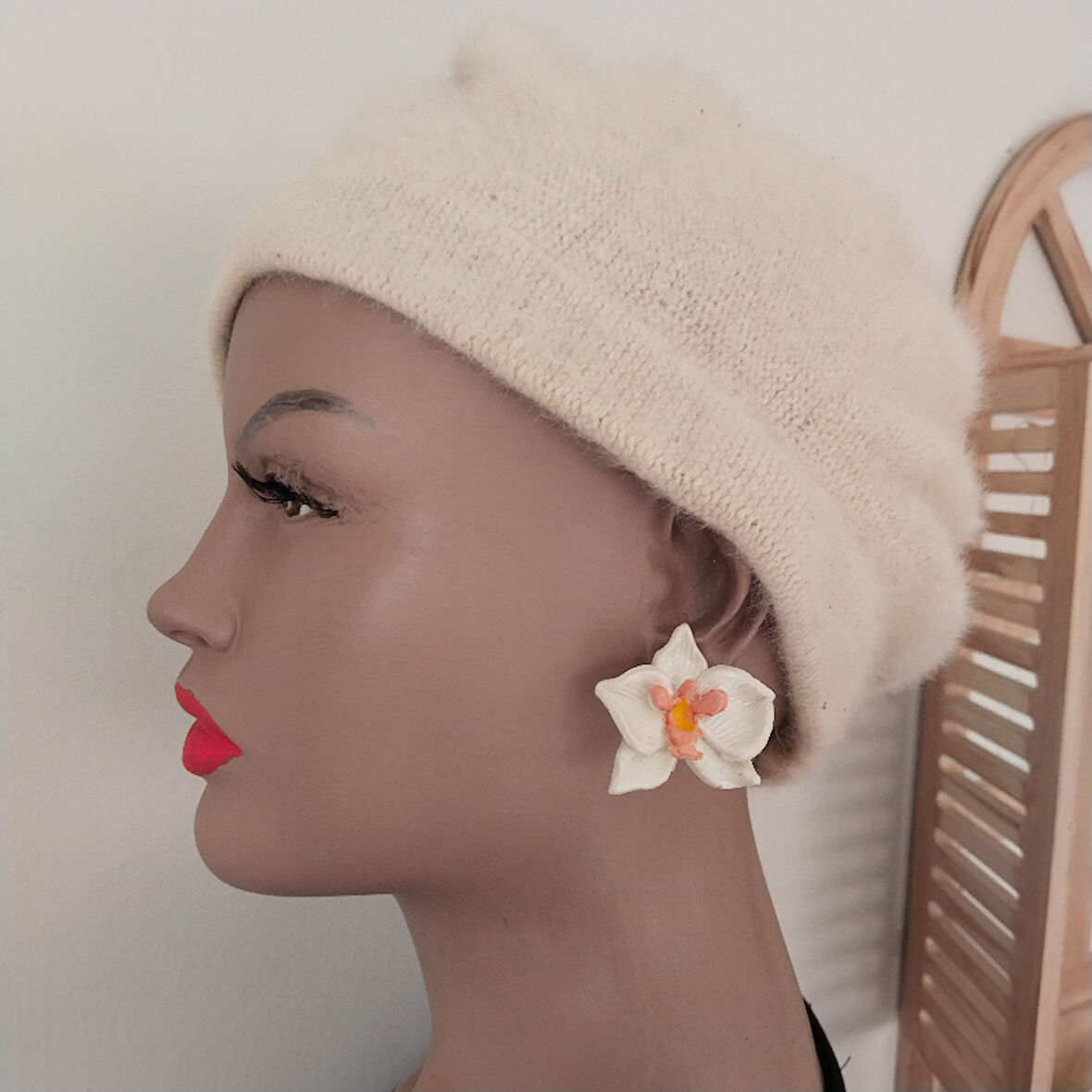 Orkide Çiçeği Şeklinde Polimer Kil Hafif Ve  Zarif Küpe