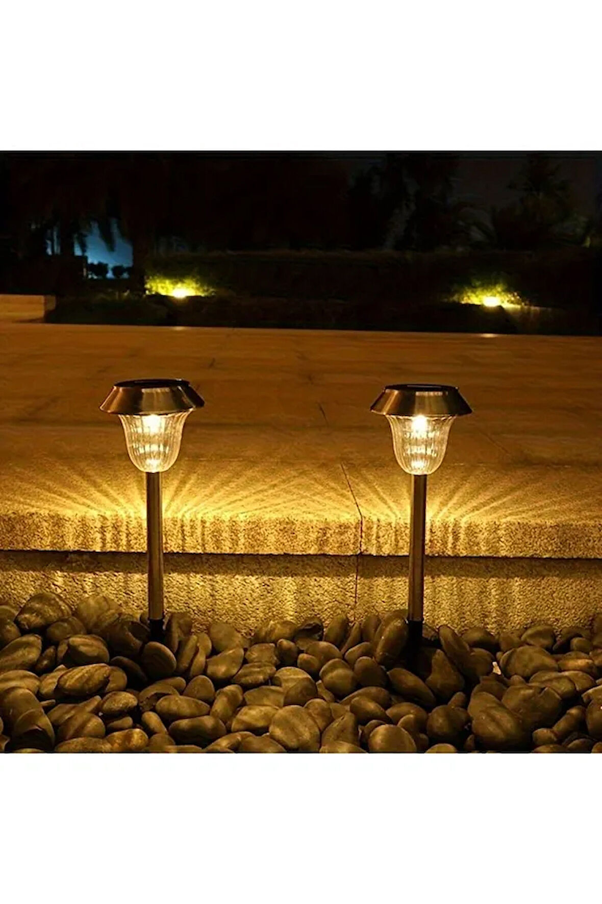  2 Adet Kablosuz, Güneş Enerjili 7 Watt Çok Çok Kaliteli Solar Çim, Çiçek, Bahçe Aydınlatma Armatürü