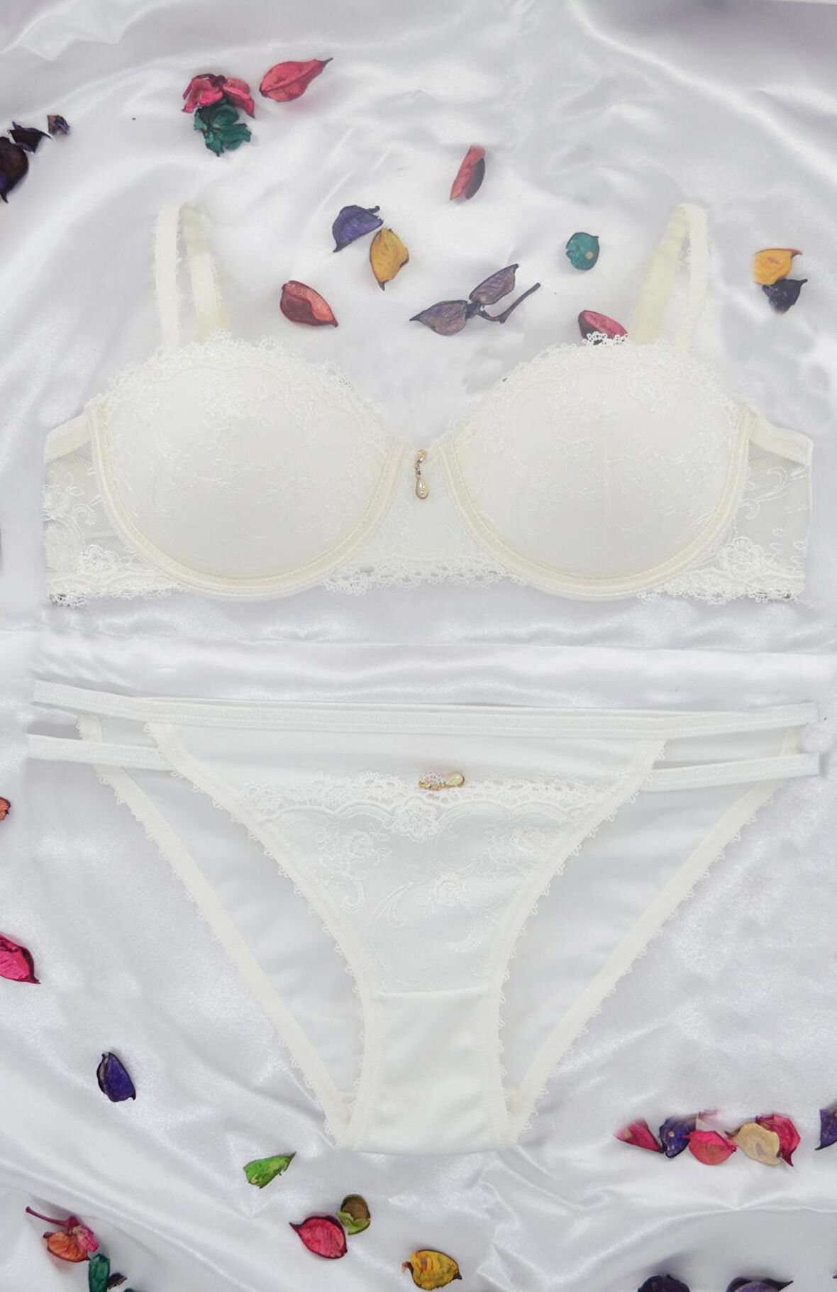 Le Jardin 5050-B Destekli-Balenli Voleta Jakarlı Straples Sütyen Takımı