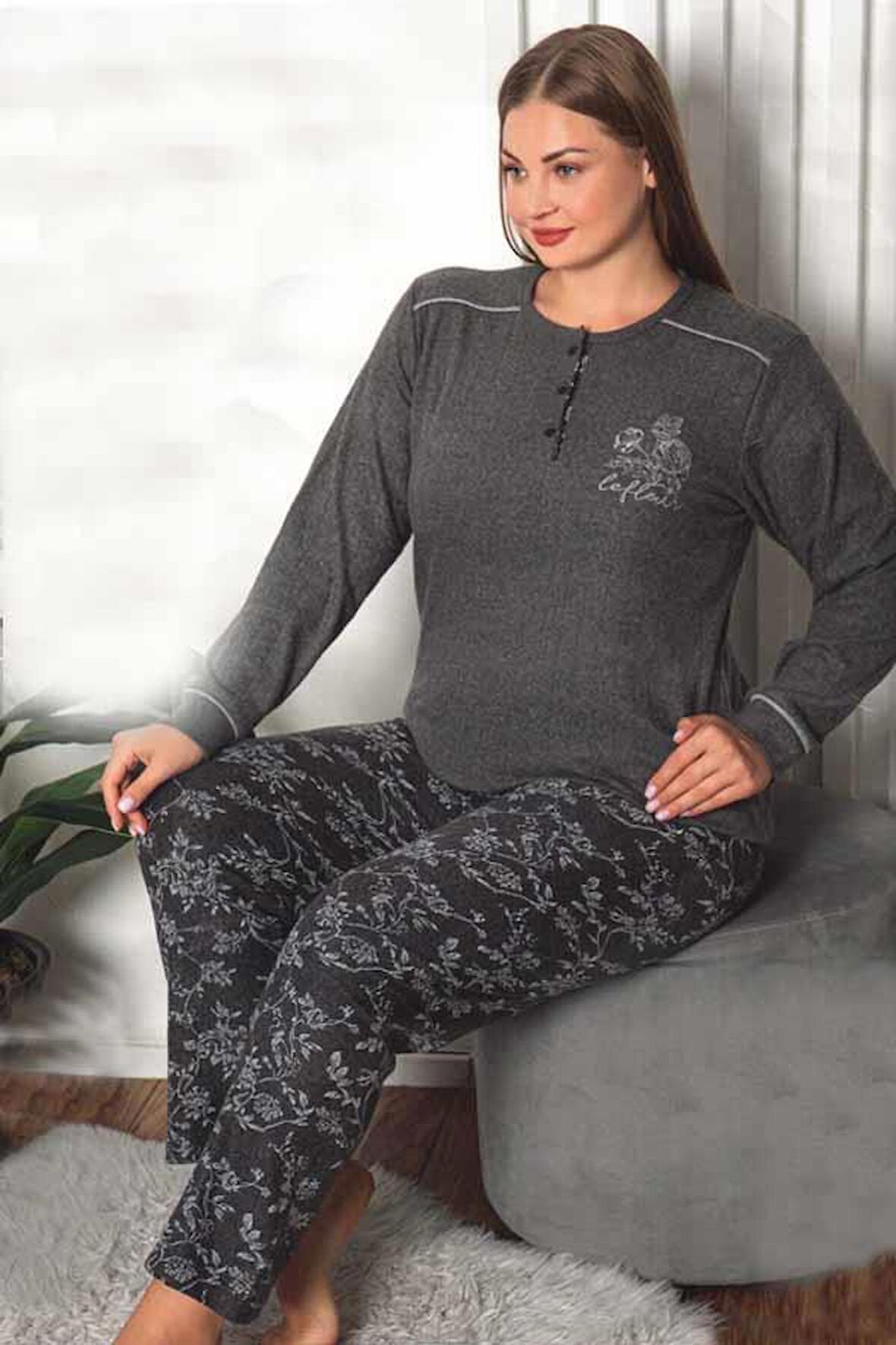 Fawn Kadın Büyük Beden Çiçek Desen 3 Düğme İnterlok Pijama Takımı (8455)
