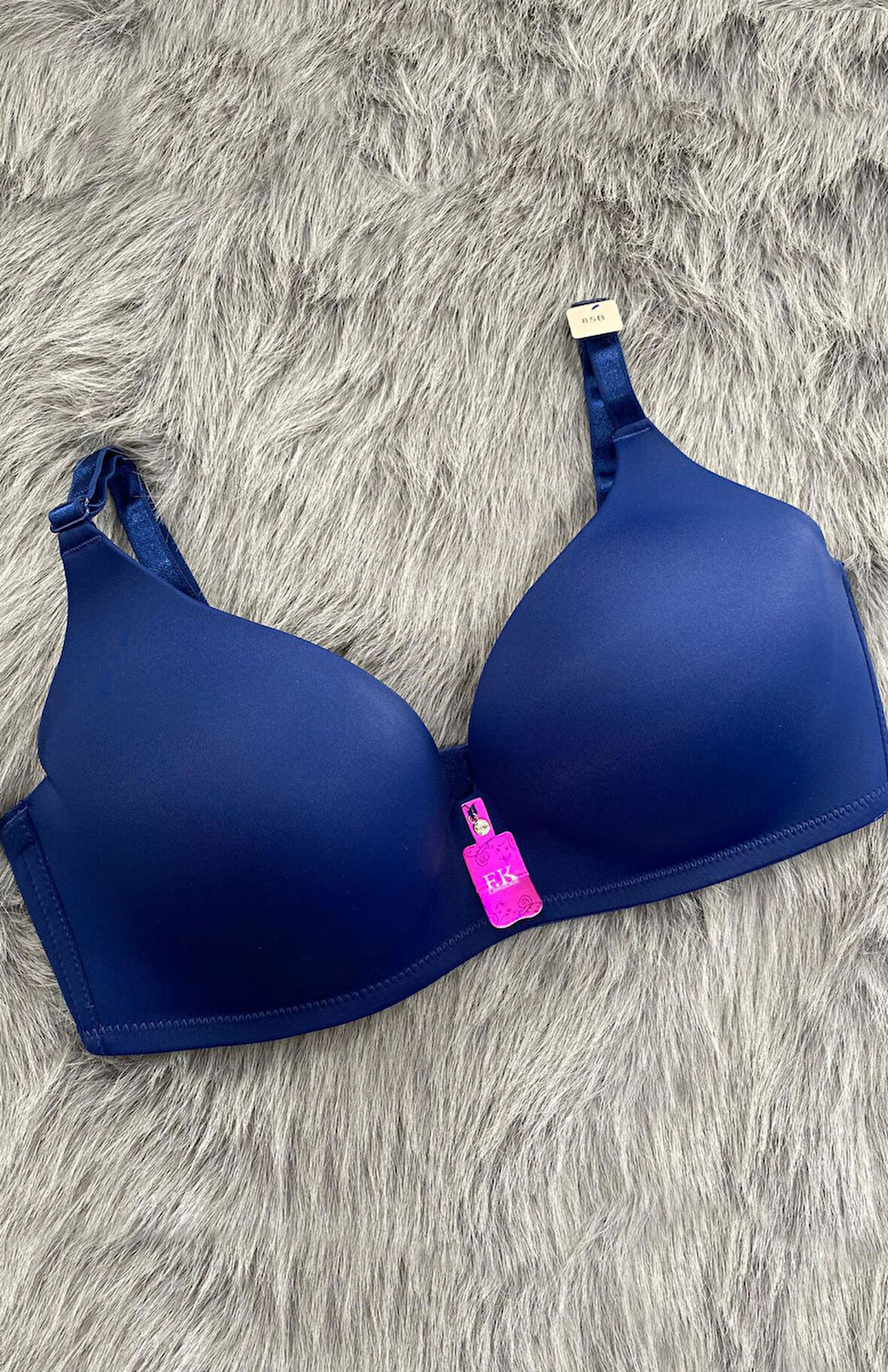 Desteksiz Balensiz Düz Sütyen F.K. 305   