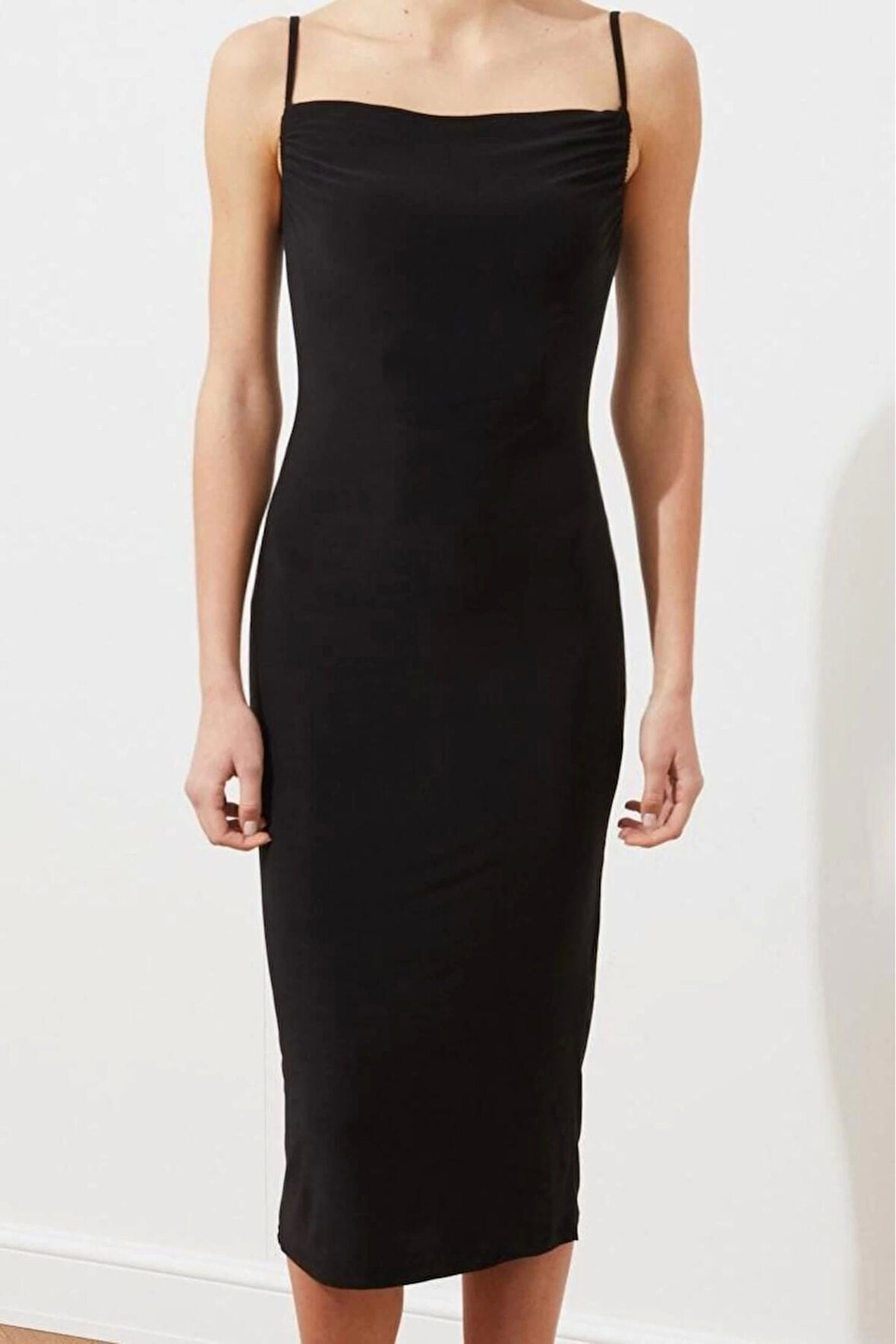 Yeni Slim Gündüz Gece Sandy Örme Degaje Yaka Askılı Kol Bodycone Midi Boy Elbise