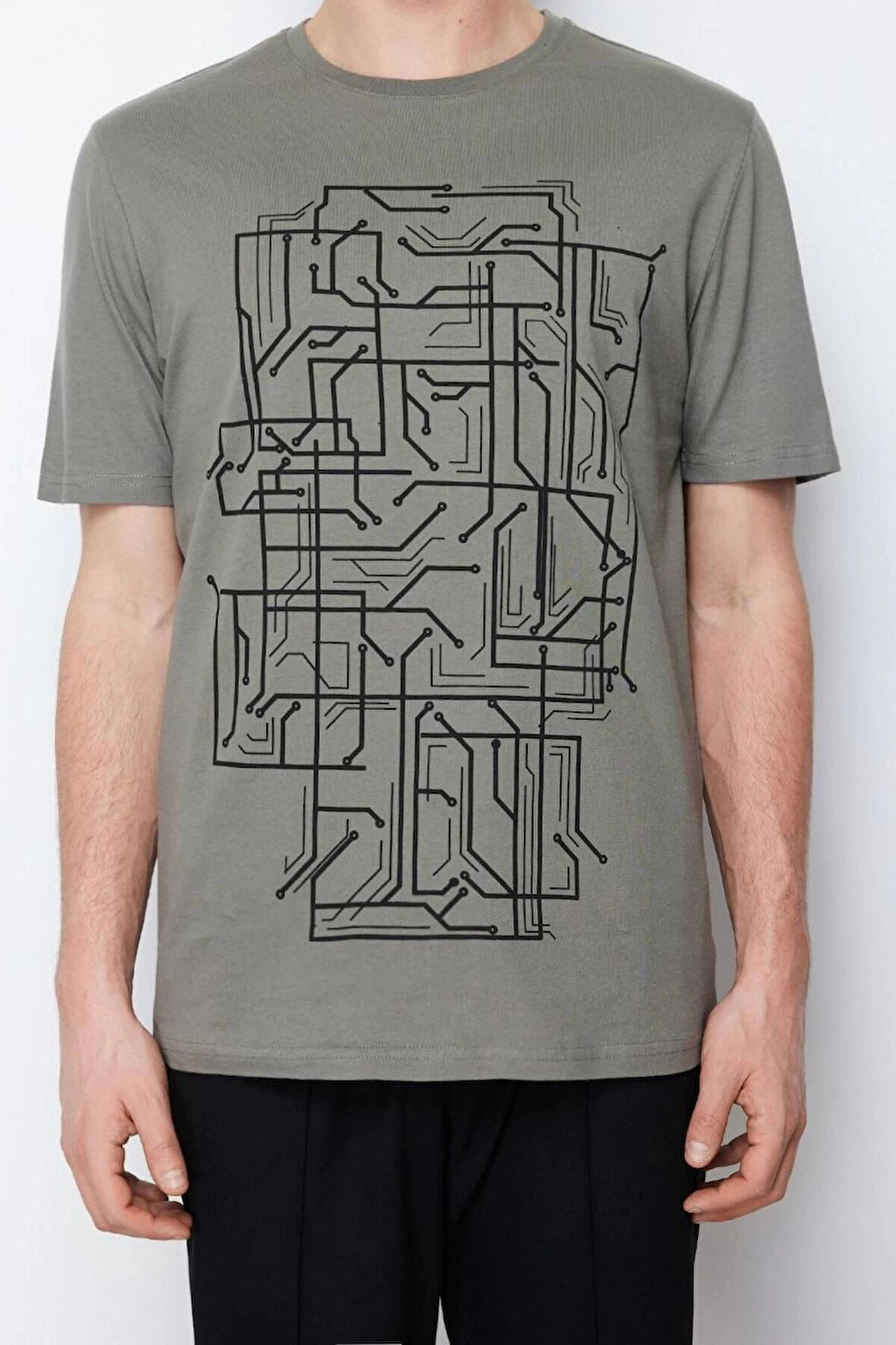 Yeni Sezon Slim %100 Pamuk Bisiklet Yaka Kısa Kol Baskılı Desenli Günlük Dokuma T-Shirt