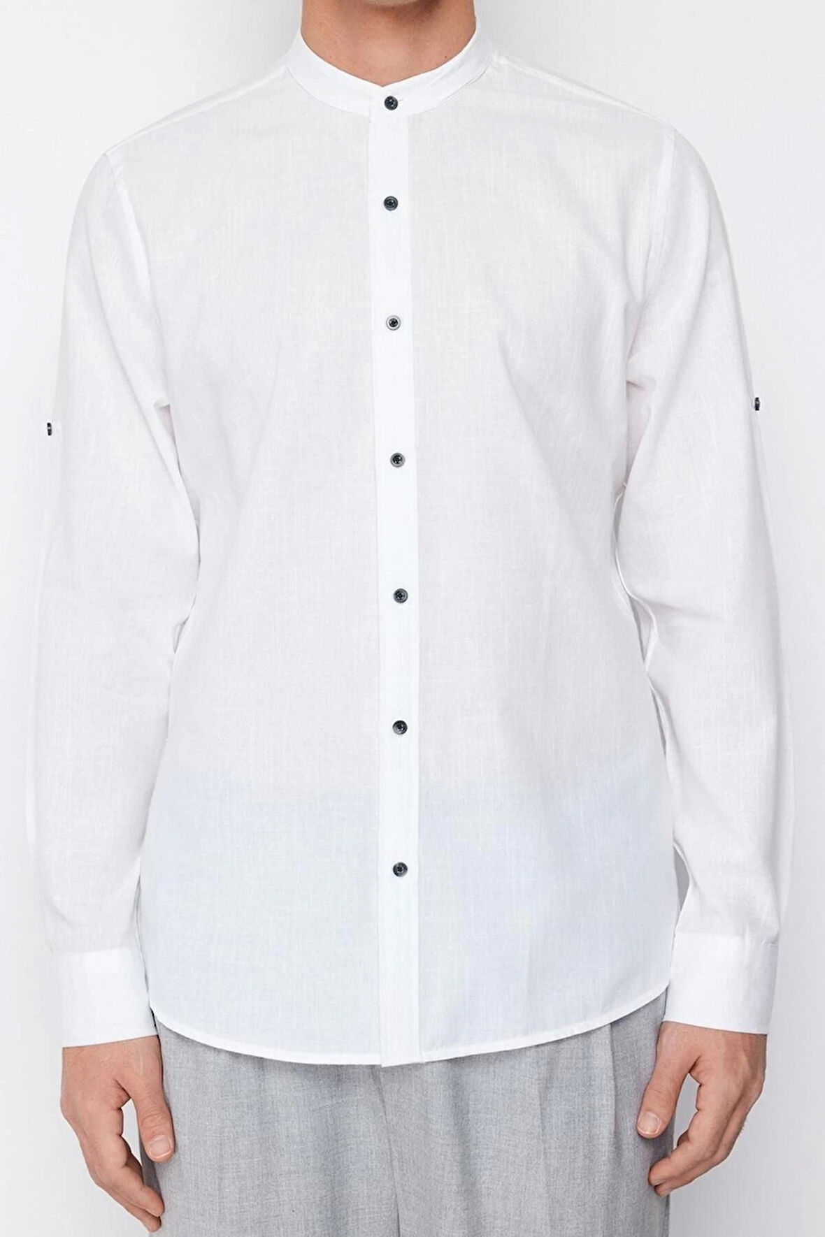 Erkek Moda Uzun Kol Dokuma Koyu Lacivert Slim Fit Basic Hakim Yaka Apoletli %100 Pamuklu Gömlek