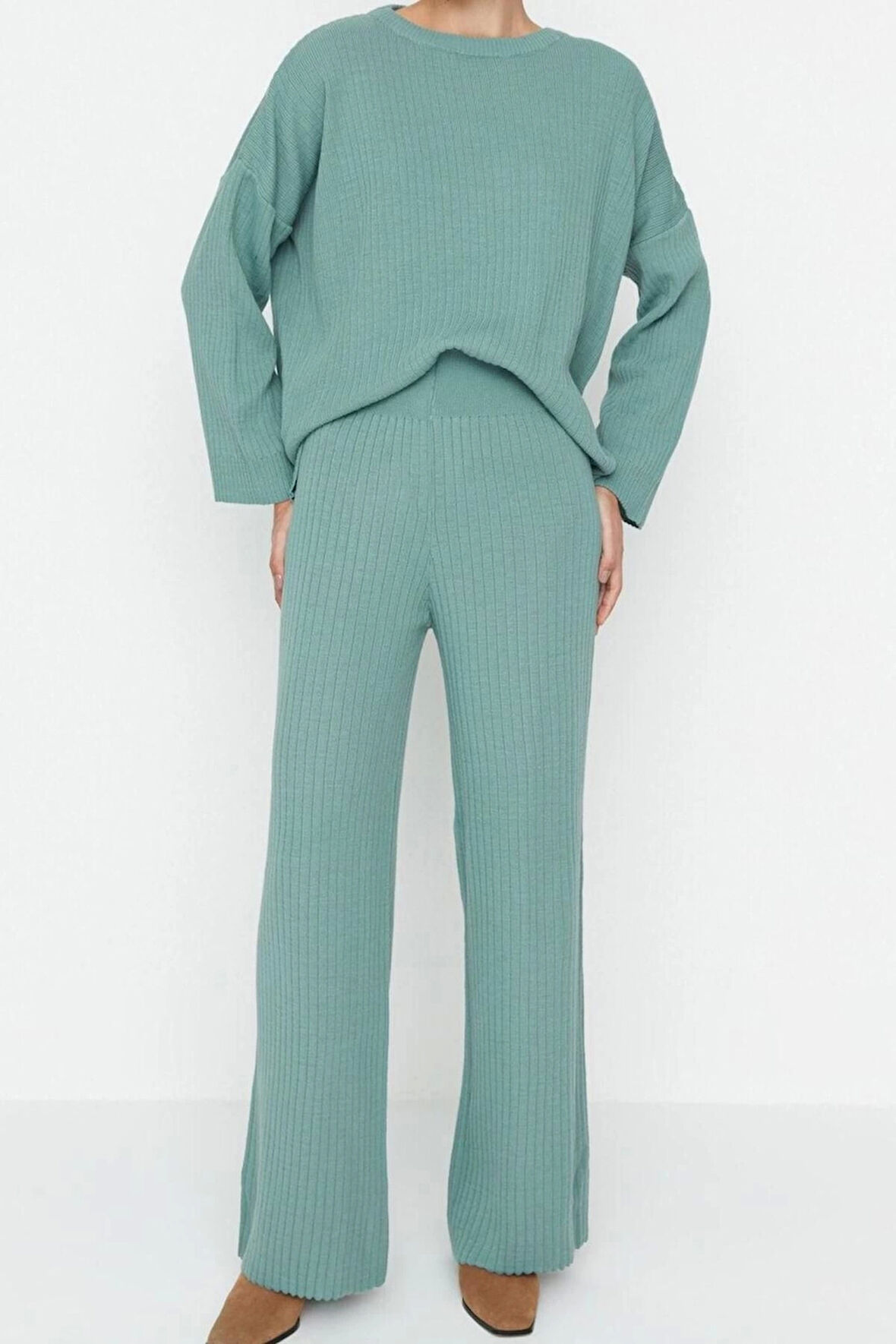 Kadın Moda Şık Boru Paça Regular Boy Uzun Kollu Basic Bisiklet Yaka Triko Alt-Üst Takım