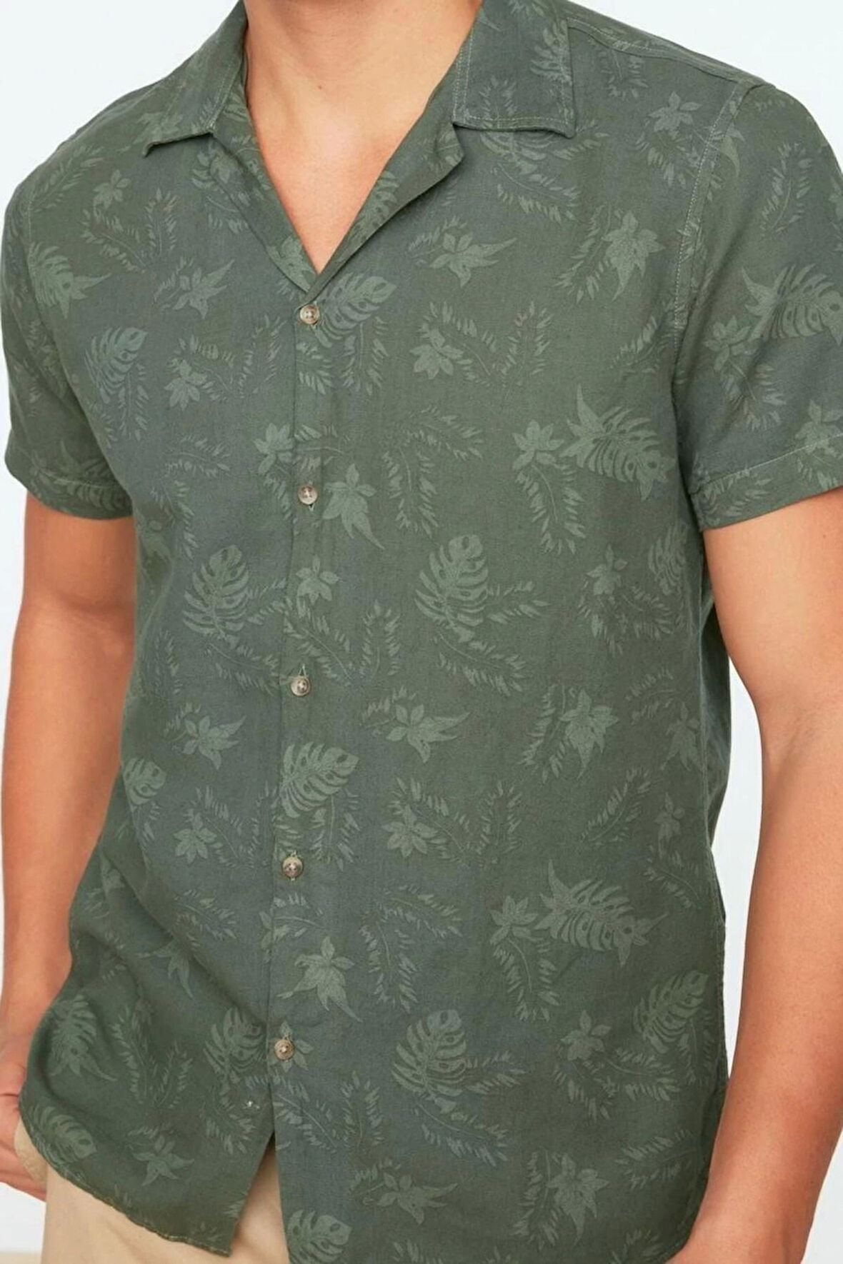 Erkek Moda Kısa Kol Dokuma Haki Regular Fit Apaş Yaka Keten Gömlek