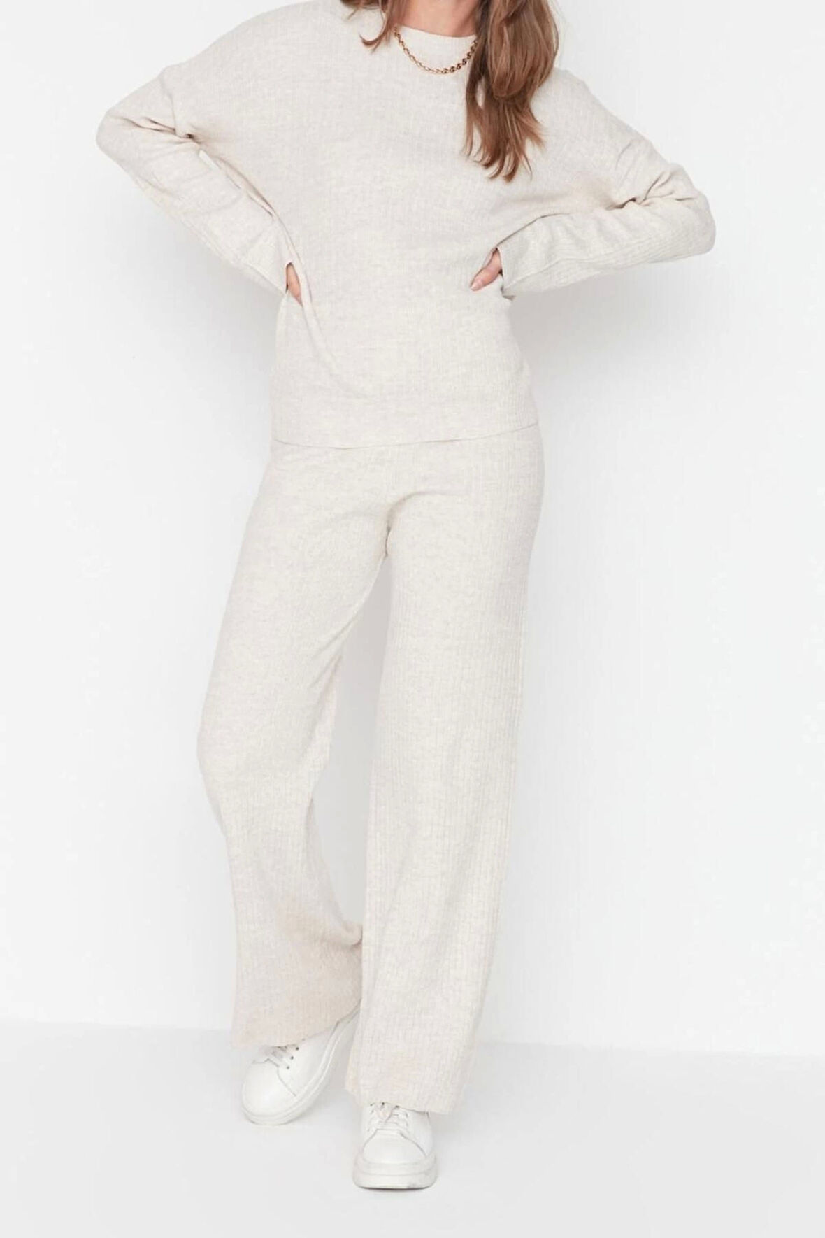 Kadın Moda Şık Boru Paça Regular Boy Uzun Kollu Basic Bisiklet Yaka Triko Alt-Üst Takım