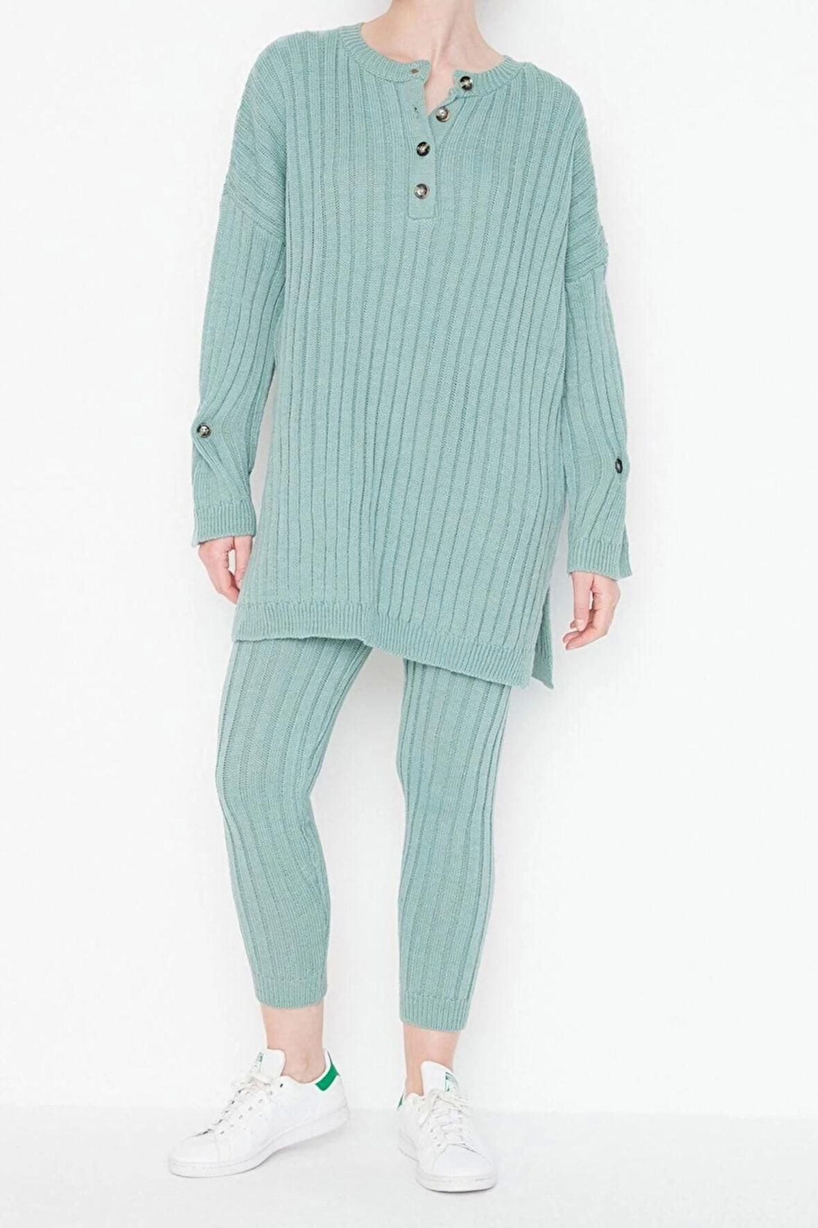 Kadın Moda Şık Dar Paça Regular Boy Uzun Kollu Fitilli Geniş Kalıp Triko Alt-Üst Takım