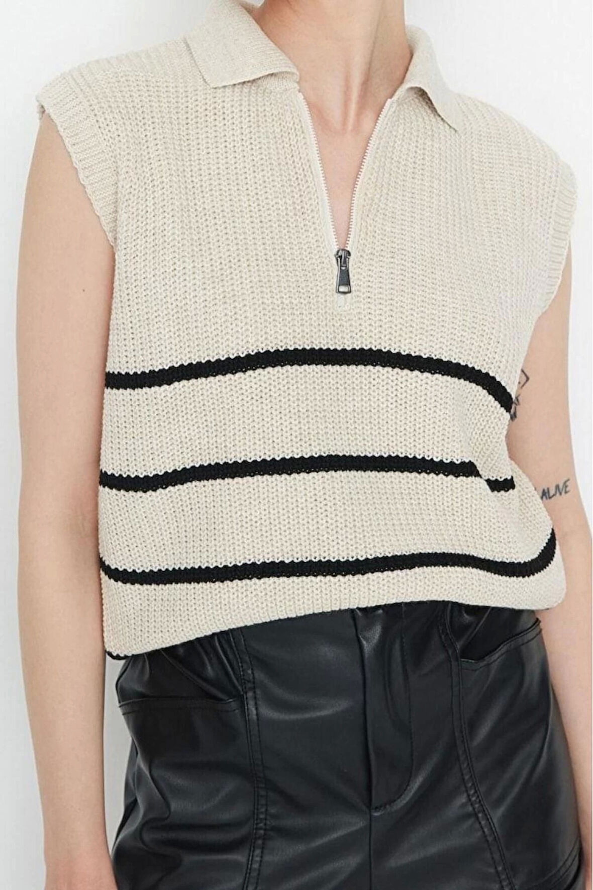 Kadın Moda Şık Polo Yaka Standart Kol Regular Fermuarlı Çizgili Triko Süveter