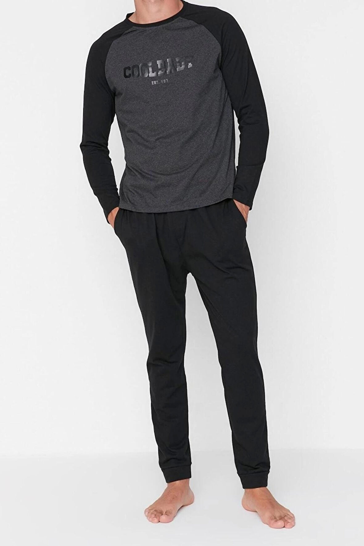 Erkek Pamuk Polyester Bisiklet Yaka Uzun Kol Siyah Baskılı Reglan Kol Örme Pijama Takımı