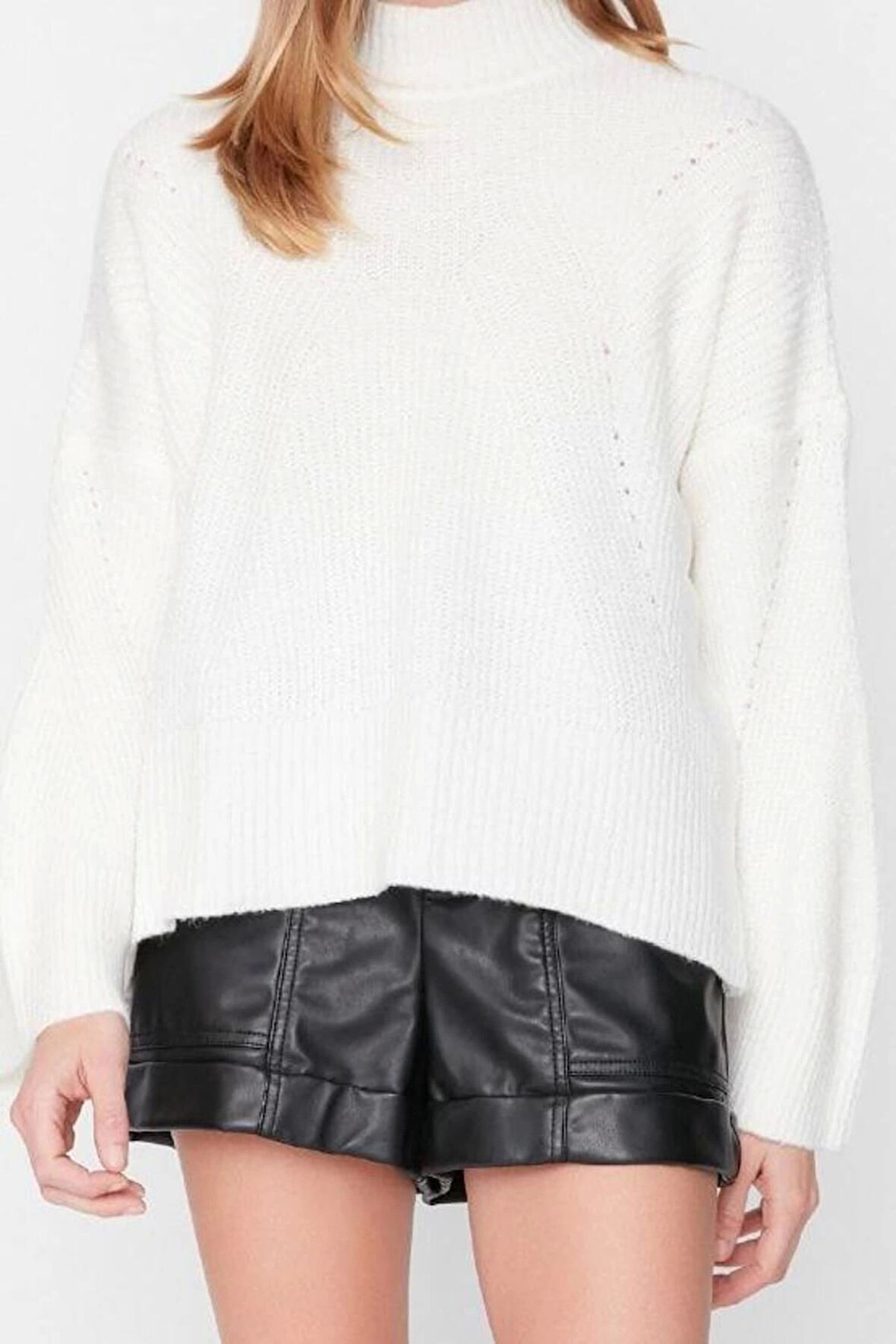 Kadın Moda Şık Regular Dik Yaka Uzun Kol Düz Yumuşak Dokulu Basic Triko Kazak