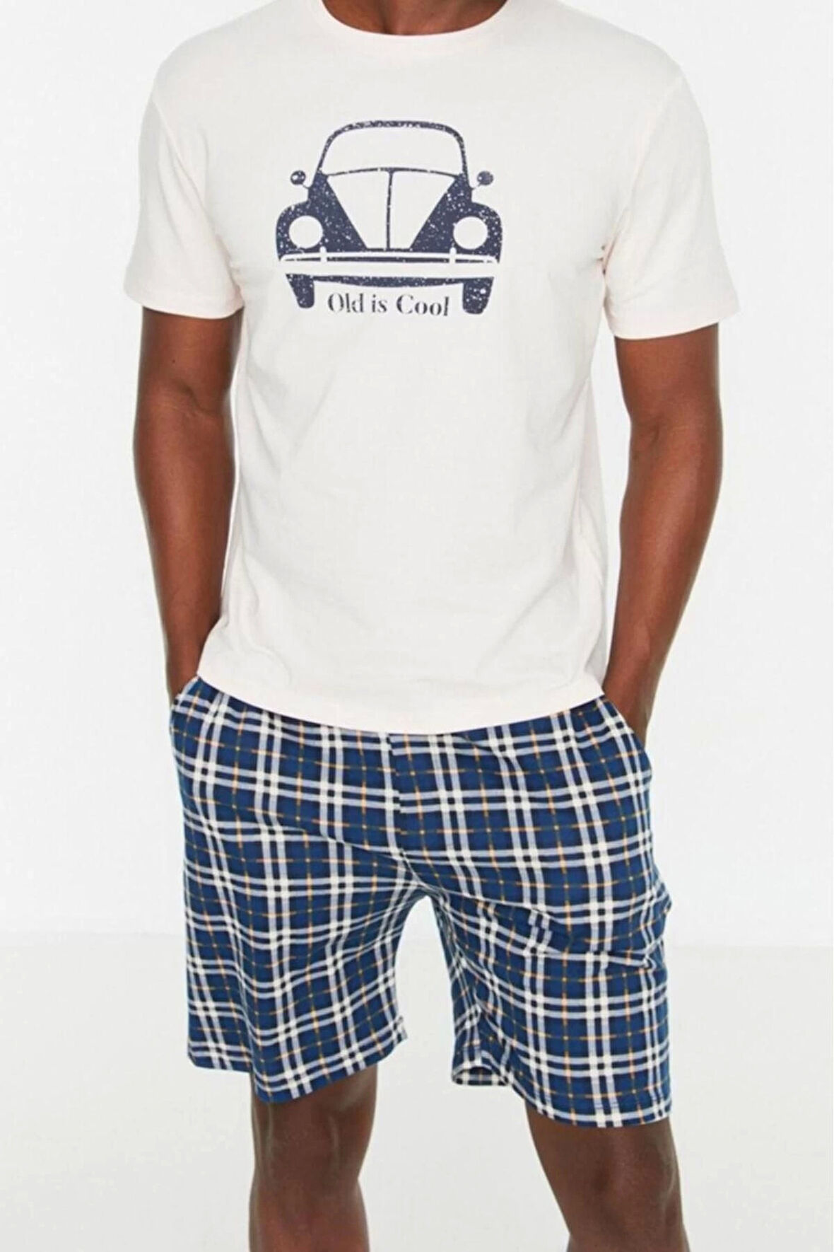 Erkek Pamuk Polyester Bisiklet Yaka Kısa Kol Regular Fit Baskı Detaylı Şortlu Pijama Takımı