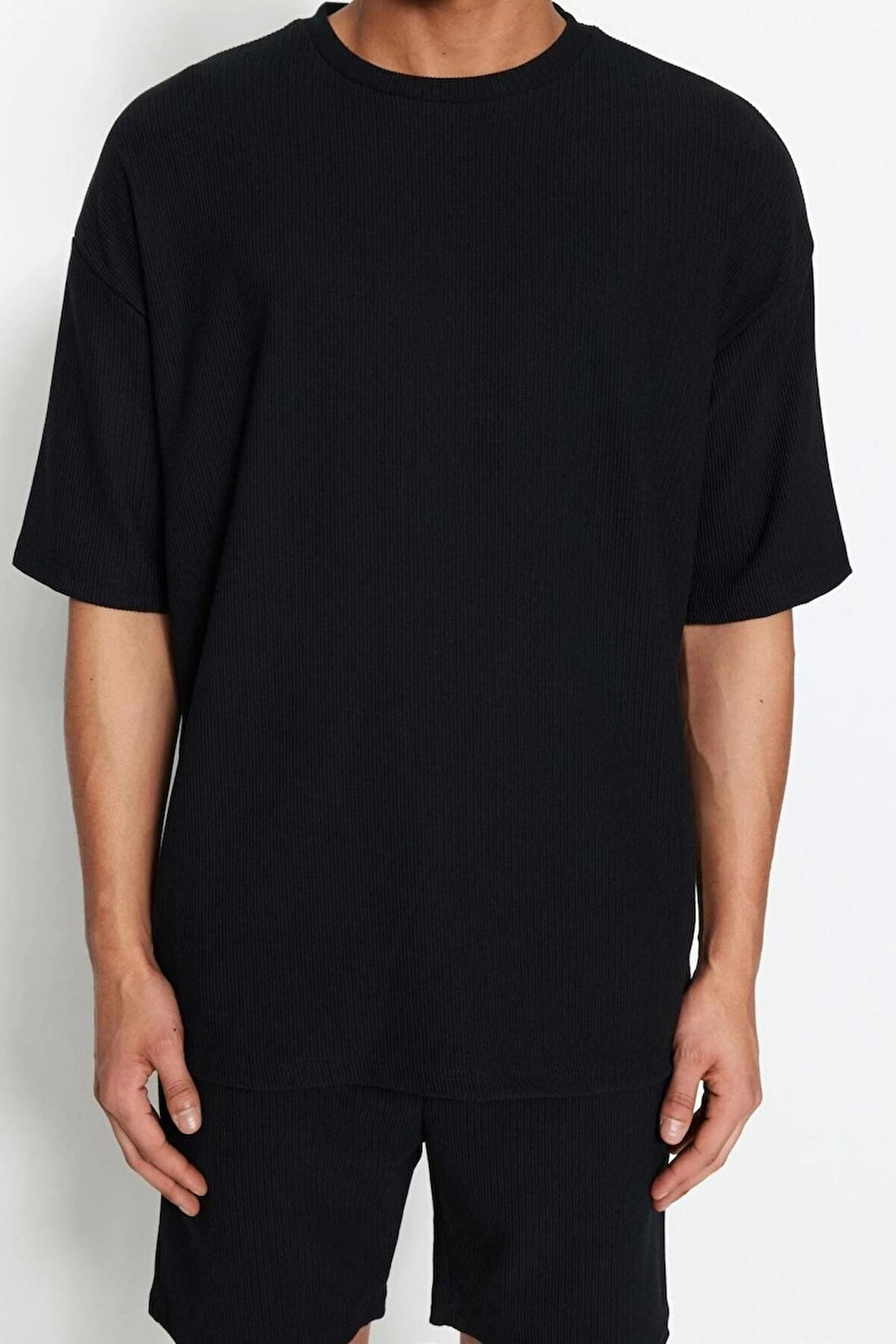 Yeni Sezon Oversize Polyester Bisiklet Yaka Kısa Kol Dokulu Desenli Günlük T-Shirt