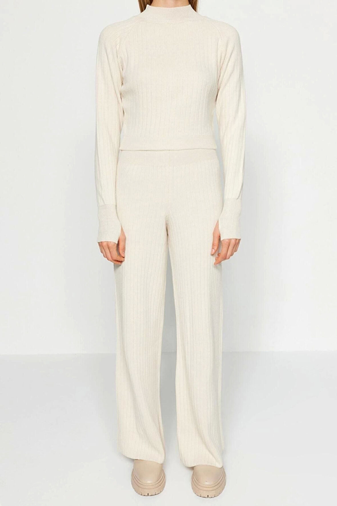 Kadın Moda Şık Boru Paça Crop Boy Uzun Kollu Crop Parmak Detaylı Triko Alt-Üst Takım