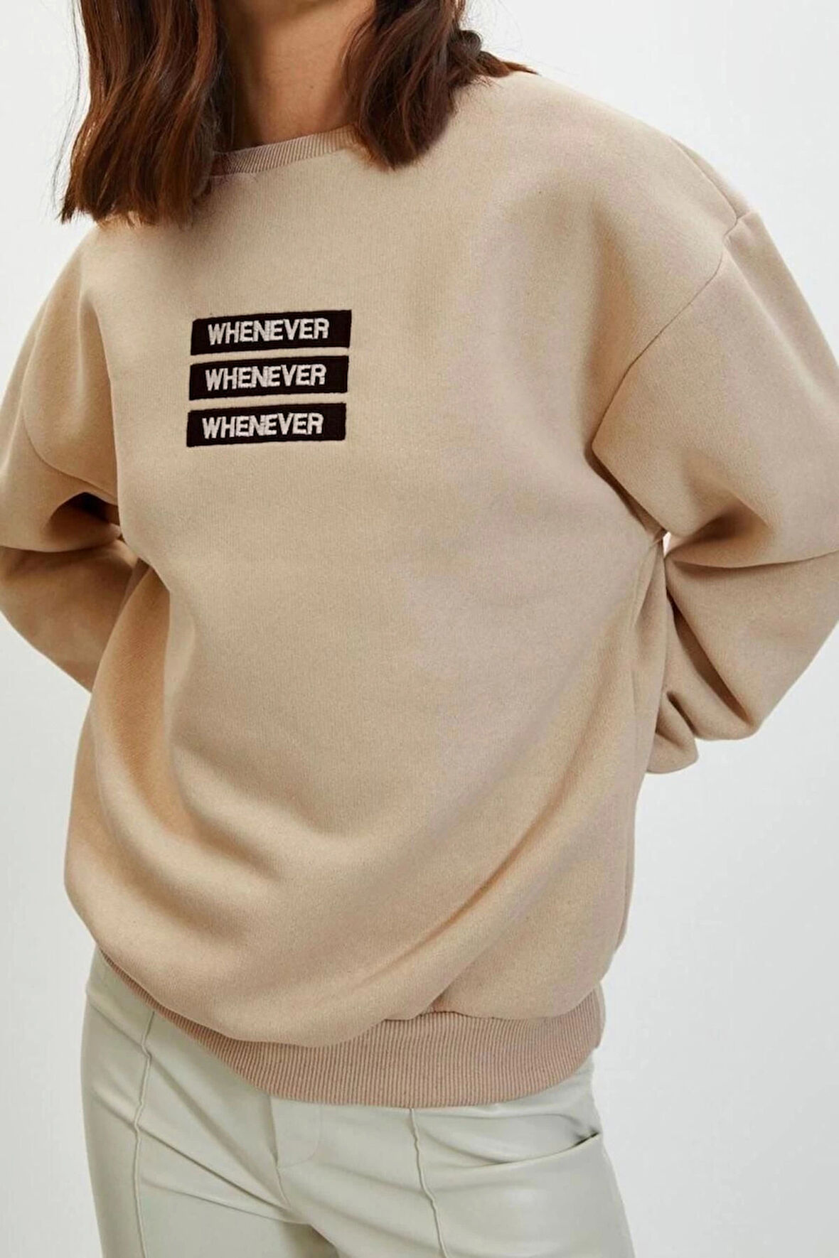 Kadın Bisiklet Yaka Düşük Kol Kalın İçi Polarlı Slogan Nakışlı Rahat Kalıp Örme Sweatshirt