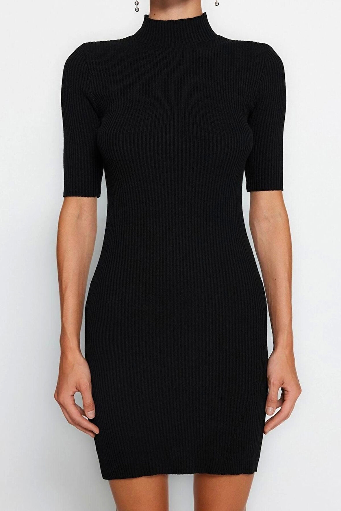 Yeni Fit Casual Günlük Tek Plaka Triko Dik Yaka Kısa Kol Shift Mini Boy Elbise