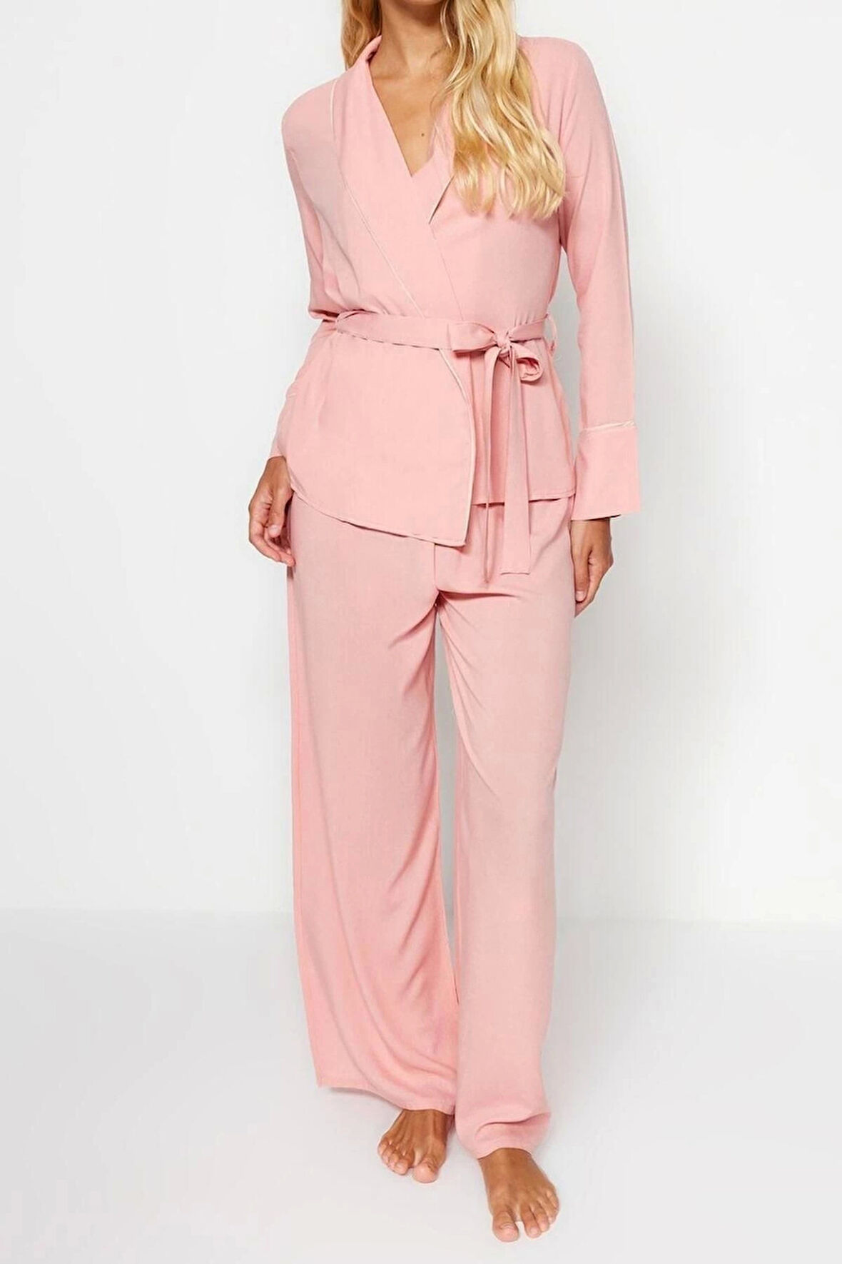 Kadın Viskon Kruvaze Uzun Kol Pudra Biye Detaylı Kruvaze Viskon Gömlek-Pantolon Dokuma Pijama Takımı