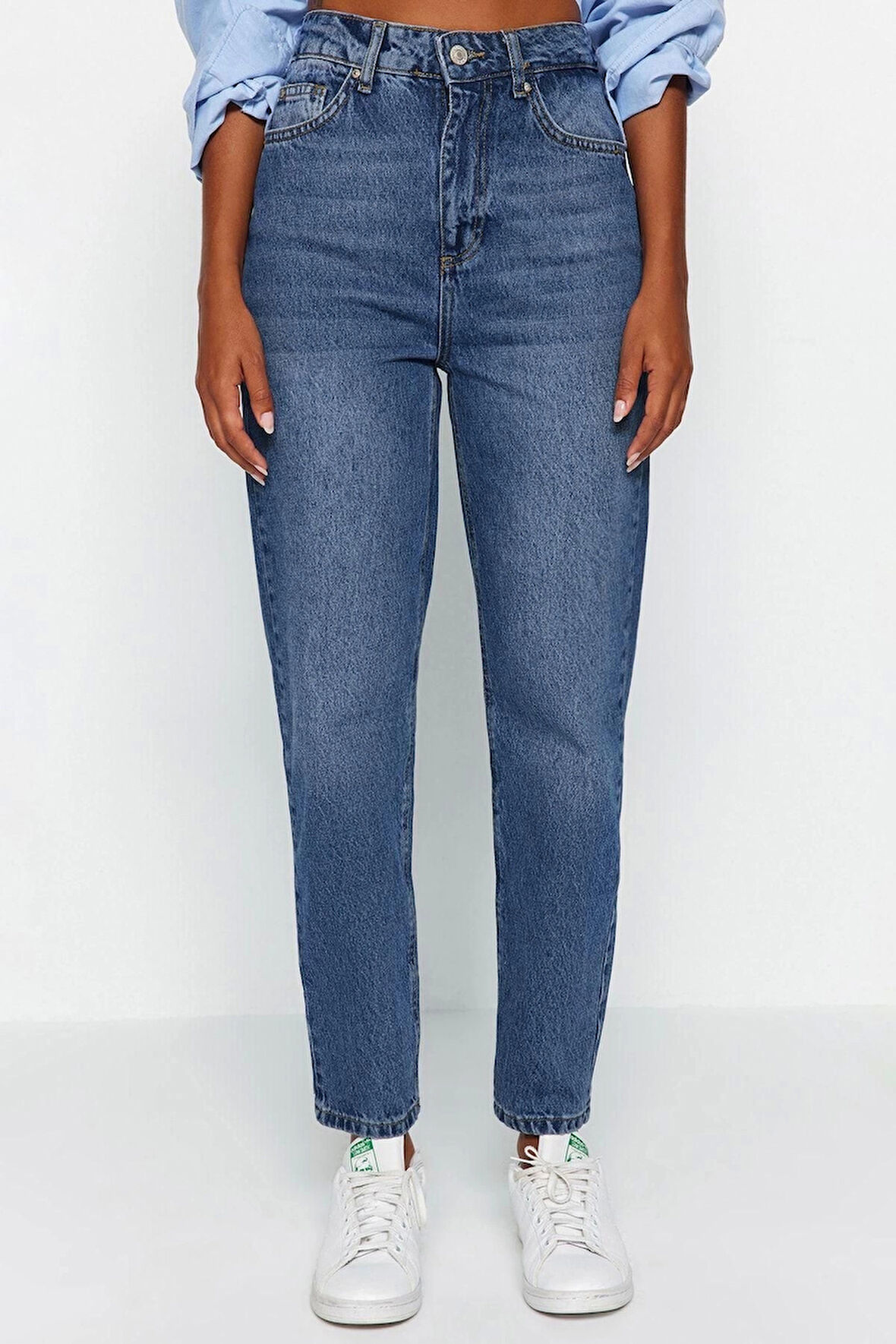 Kadın Moda Şık Kot Pantolon Dar Paça Regular Boy Denim Beyaz Yüksek Bel Mom Jeans