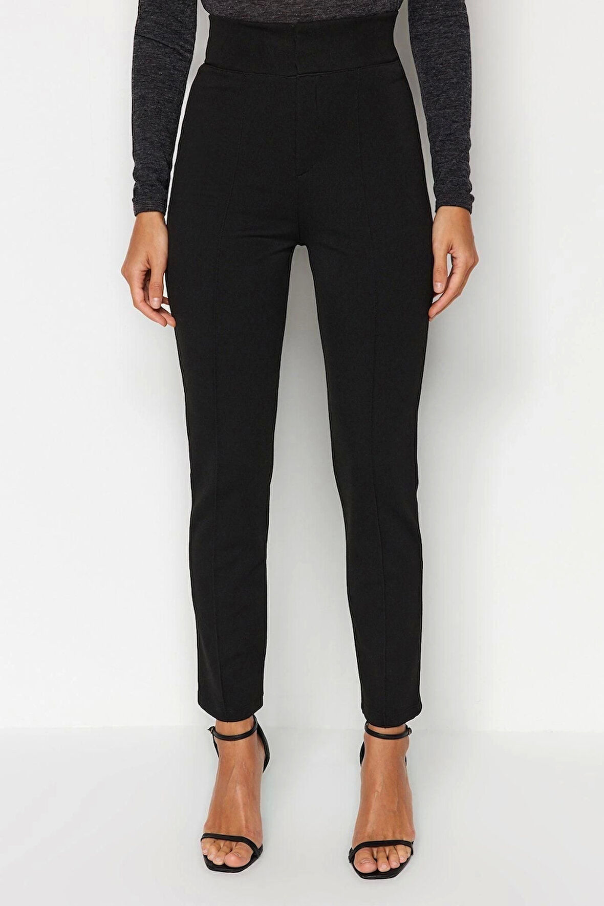 Kadın Dar Paça Uzun Boy Örme Toparlayıcı Yüksek Bel Nervürlü Beli Lastikli Slim Fit Kalın Pantolon